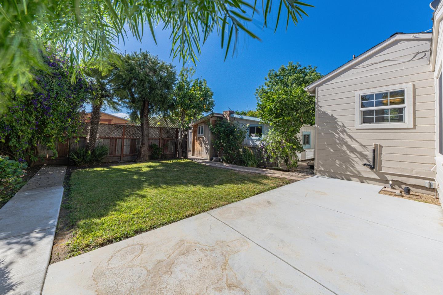 Detail Gallery Image 36 of 37 For 319 Tapadero, Salinas,  CA 93906 - 2 Beds | 2 Baths