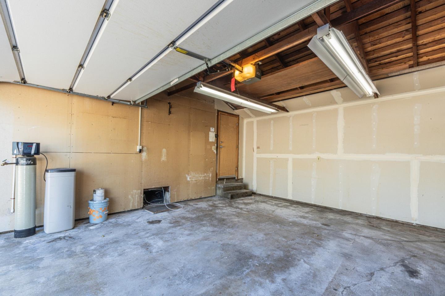 Detail Gallery Image 37 of 37 For 319 Tapadero, Salinas,  CA 93906 - 2 Beds | 2 Baths