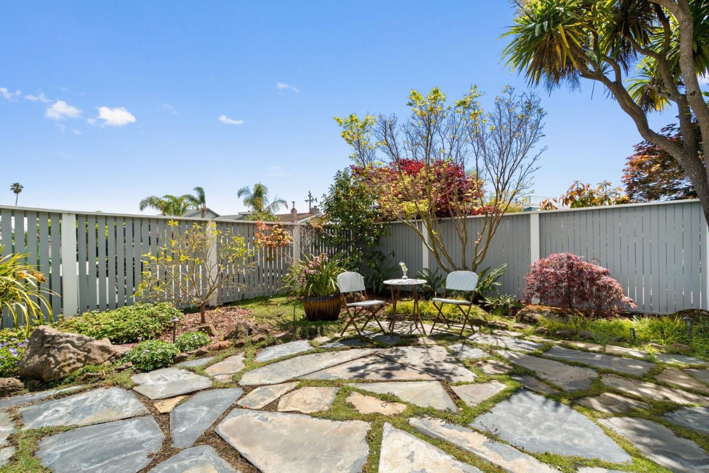 Detail Gallery Image 10 of 57 For 523 Middlefield Dr, Aptos,  CA 95003 - 3 Beds | 2/1 Baths