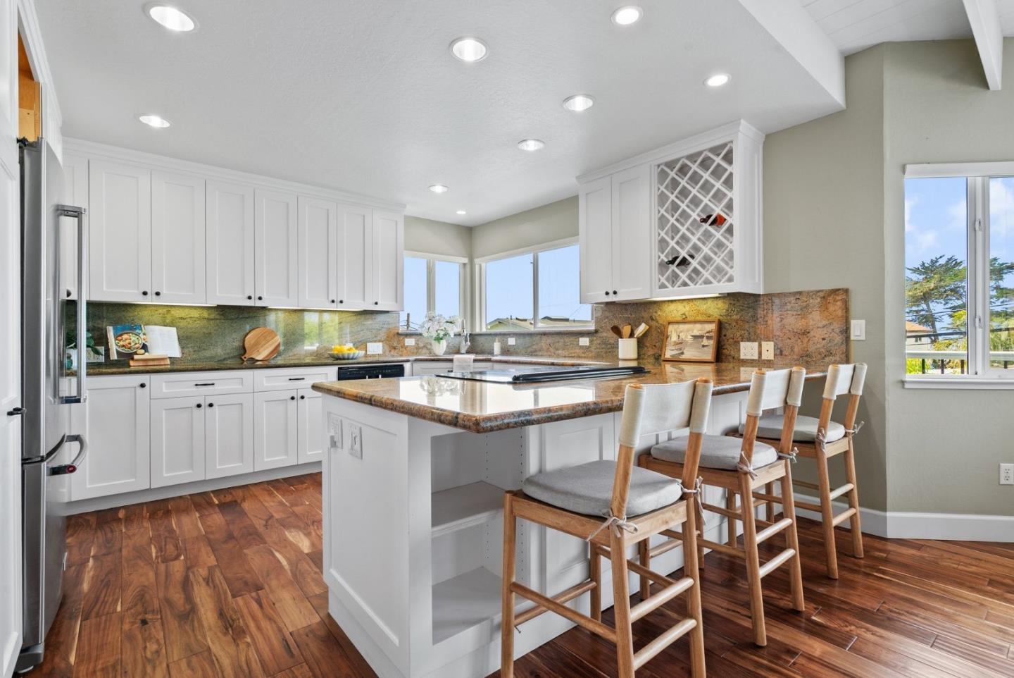 Detail Gallery Image 22 of 57 For 523 Middlefield Dr, Aptos,  CA 95003 - 3 Beds | 2/1 Baths