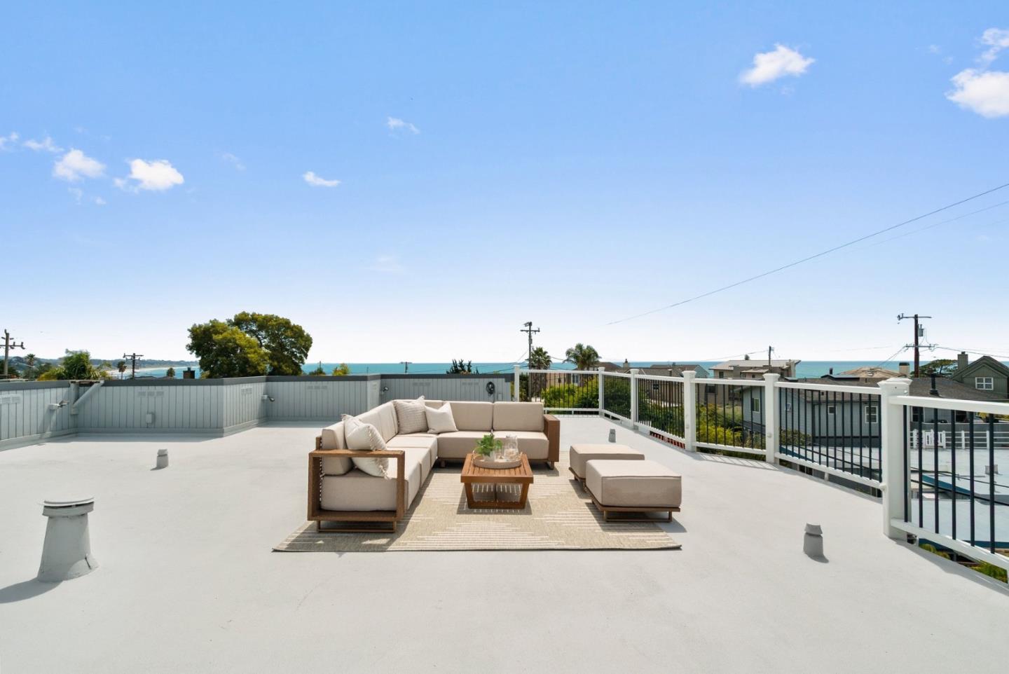 Detail Gallery Image 47 of 57 For 523 Middlefield Dr, Aptos,  CA 95003 - 3 Beds | 2/1 Baths