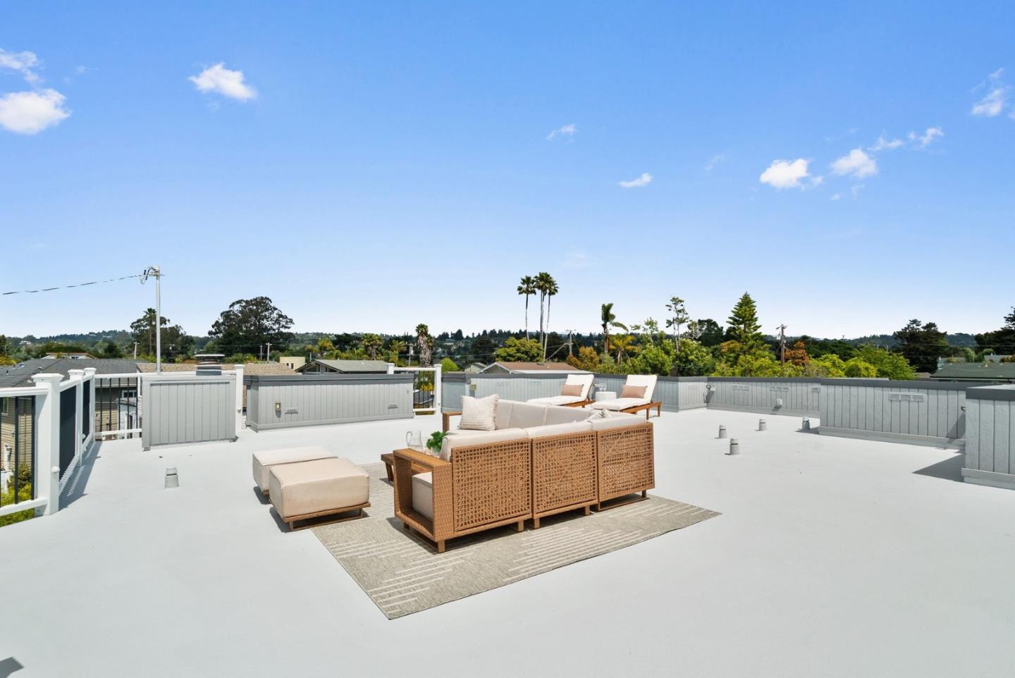 Detail Gallery Image 49 of 57 For 523 Middlefield Dr, Aptos,  CA 95003 - 3 Beds | 2/1 Baths