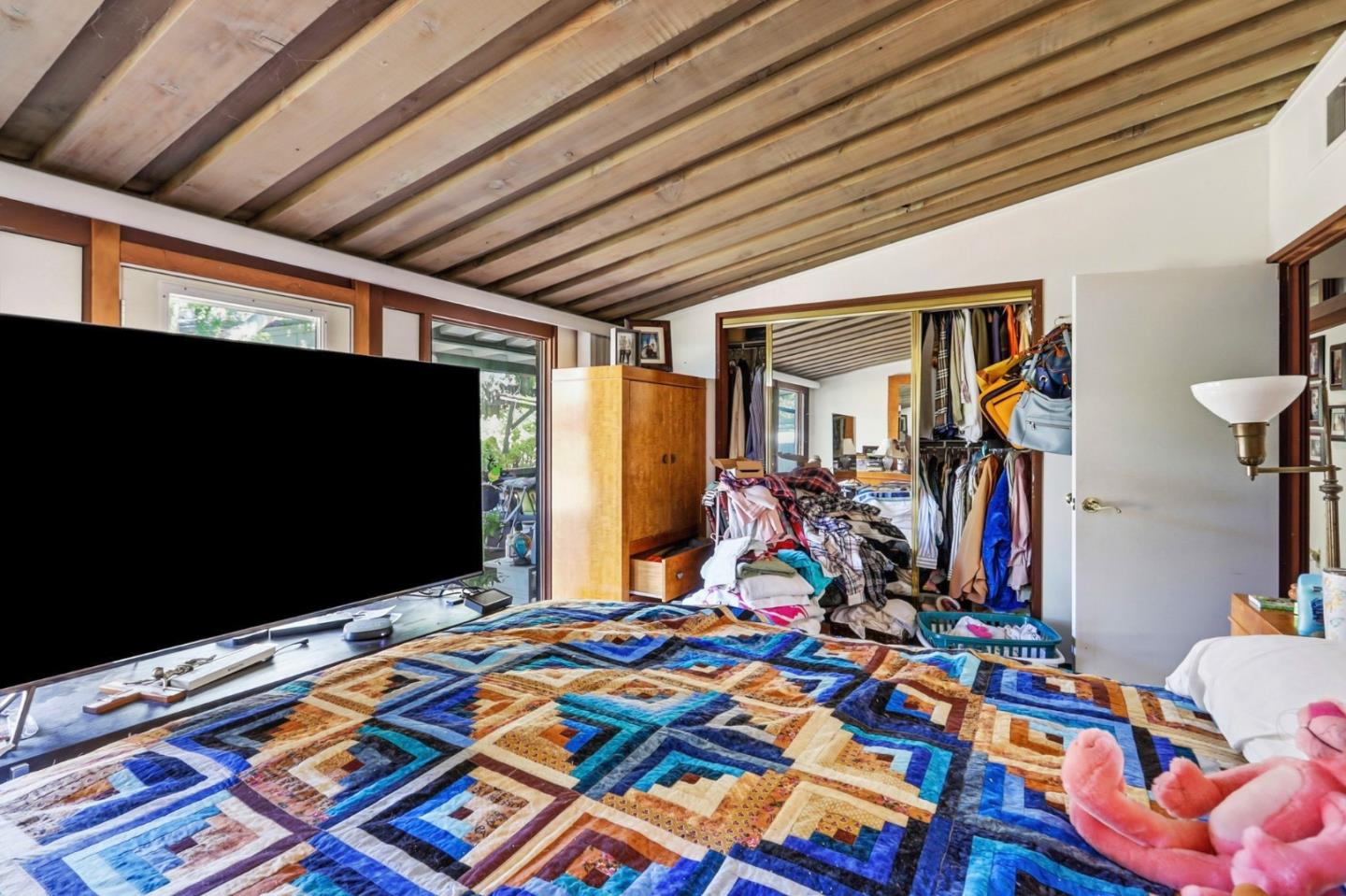 Detail Gallery Image 16 of 29 For 18600 Montpere Way, Saratoga,  CA 95070 - 3 Beds | 1/1 Baths