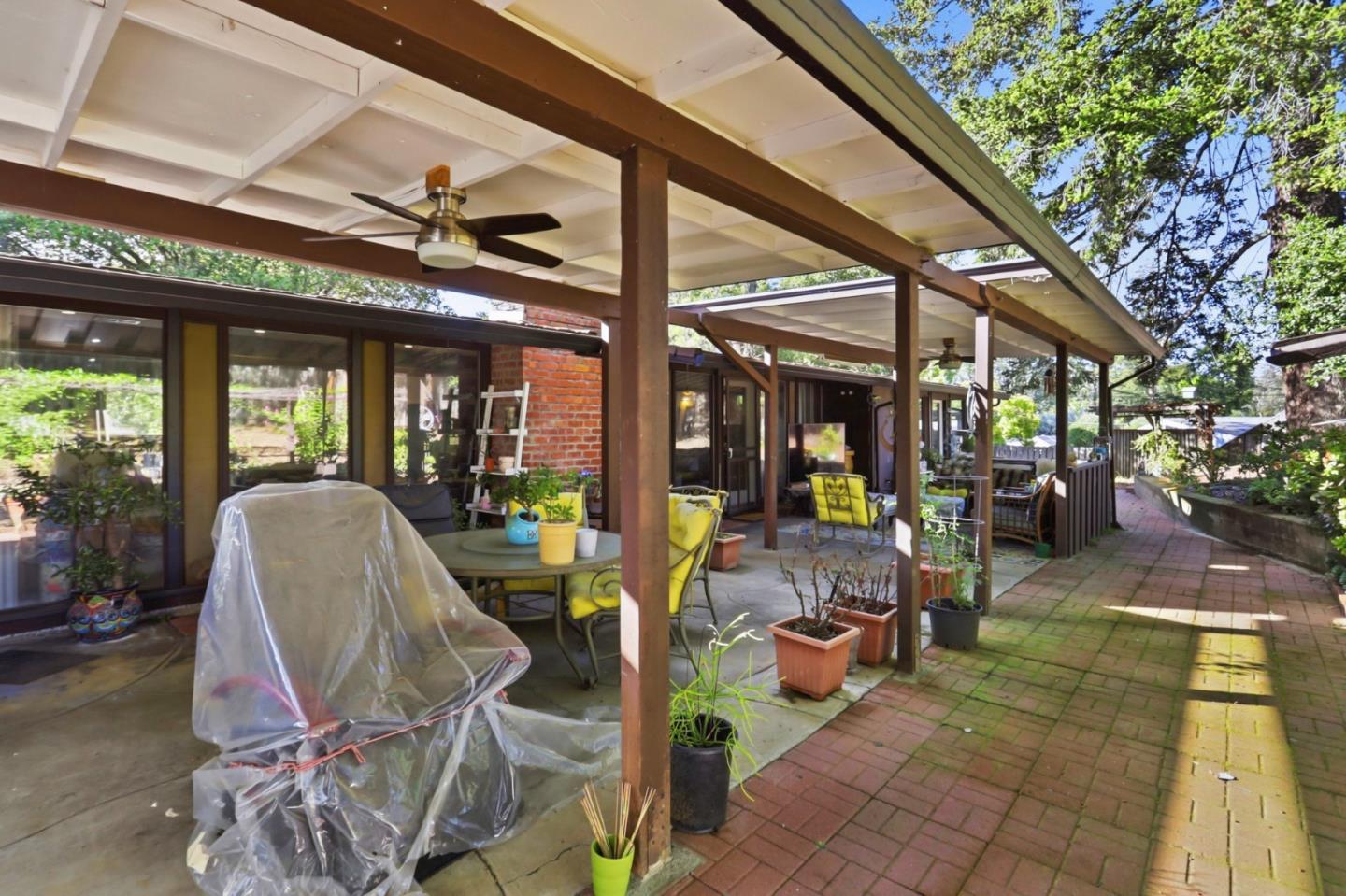 Detail Gallery Image 25 of 29 For 18600 Montpere Way, Saratoga,  CA 95070 - 3 Beds | 1/1 Baths