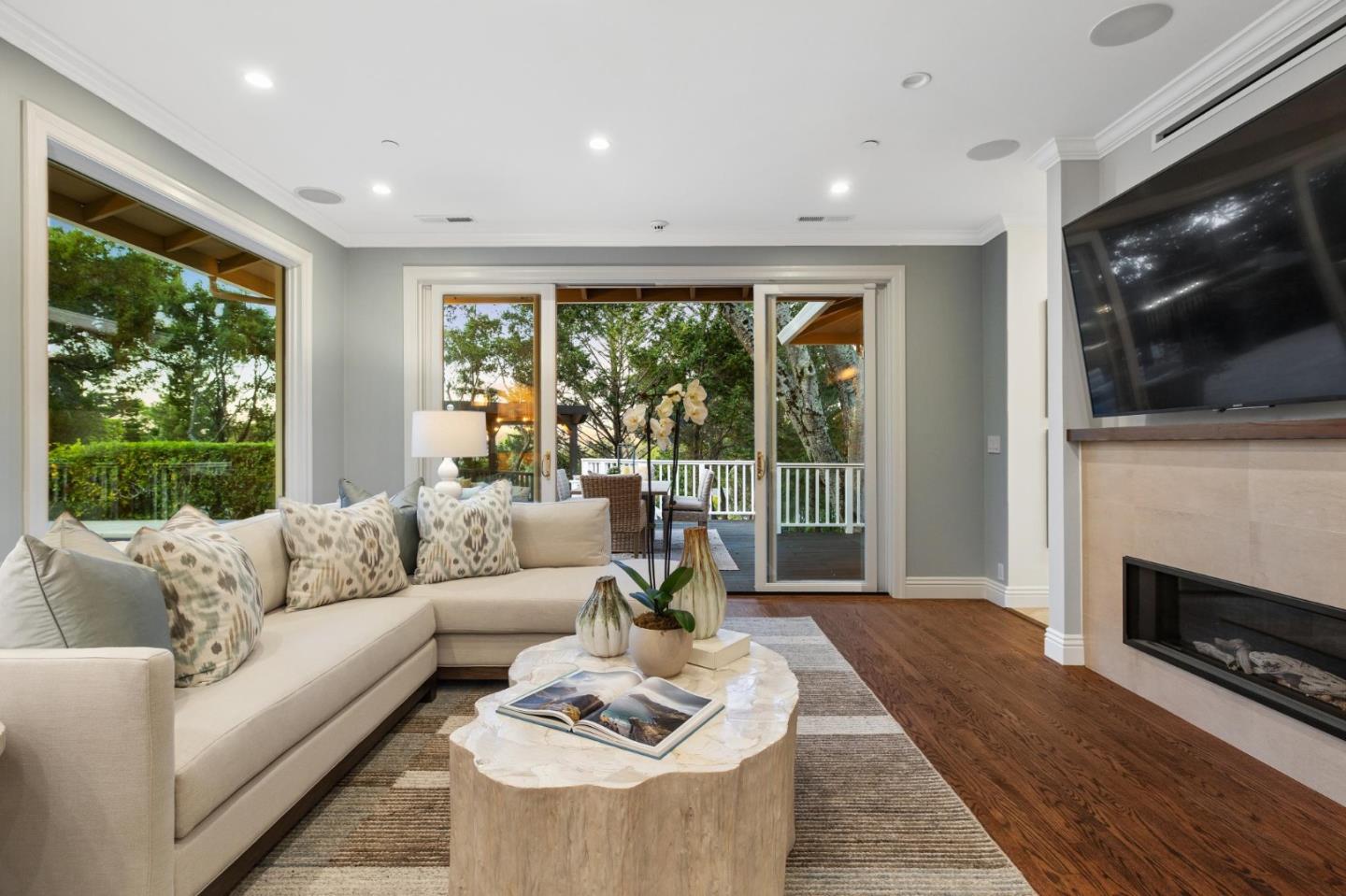 Detail Gallery Image 101 of 104 For 520 Darrell Rd, Hillsborough,  CA 94010 - 6 Beds | 5/1 Baths