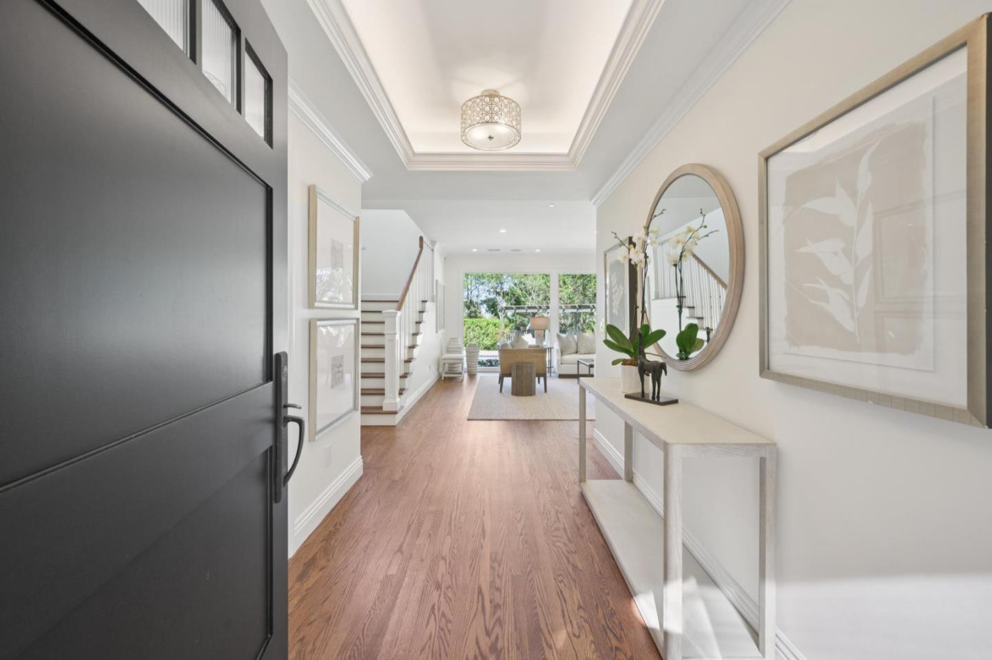 Detail Gallery Image 3 of 95 For 520 Darrell Rd, Hillsborough,  CA 94010 - 6 Beds | 5/1 Baths