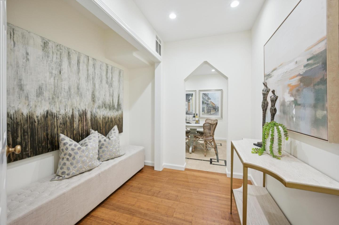 Detail Gallery Image 50 of 95 For 520 Darrell Rd, Hillsborough,  CA 94010 - 6 Beds | 5/1 Baths