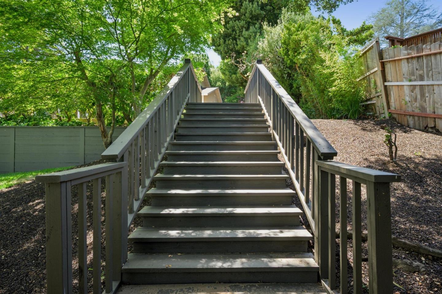 Detail Gallery Image 69 of 95 For 520 Darrell Rd, Hillsborough,  CA 94010 - 6 Beds | 5/1 Baths