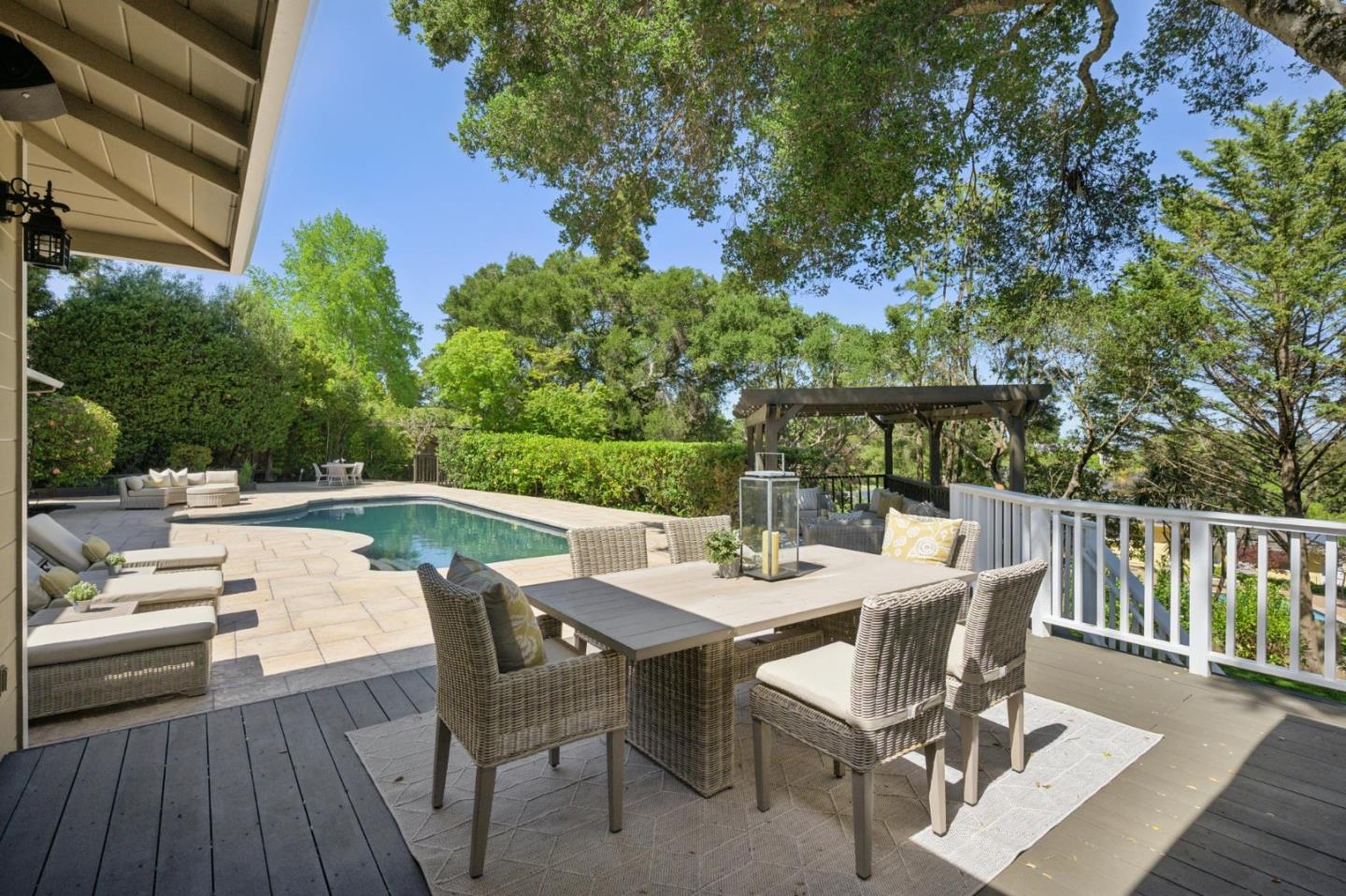 Detail Gallery Image 79 of 95 For 520 Darrell Rd, Hillsborough,  CA 94010 - 6 Beds | 5/1 Baths