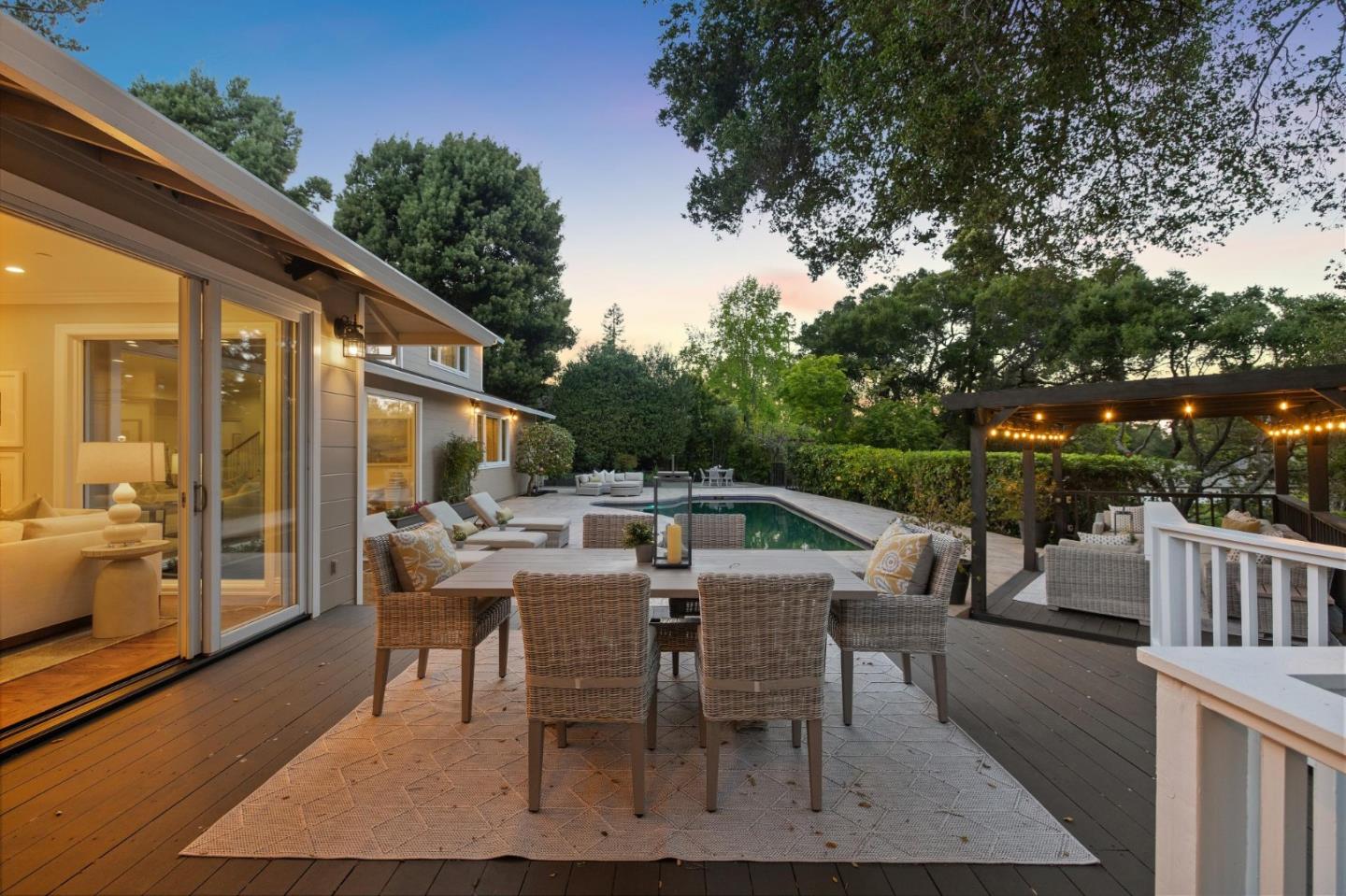 Detail Gallery Image 84 of 95 For 520 Darrell Rd, Hillsborough,  CA 94010 - 6 Beds | 5/1 Baths