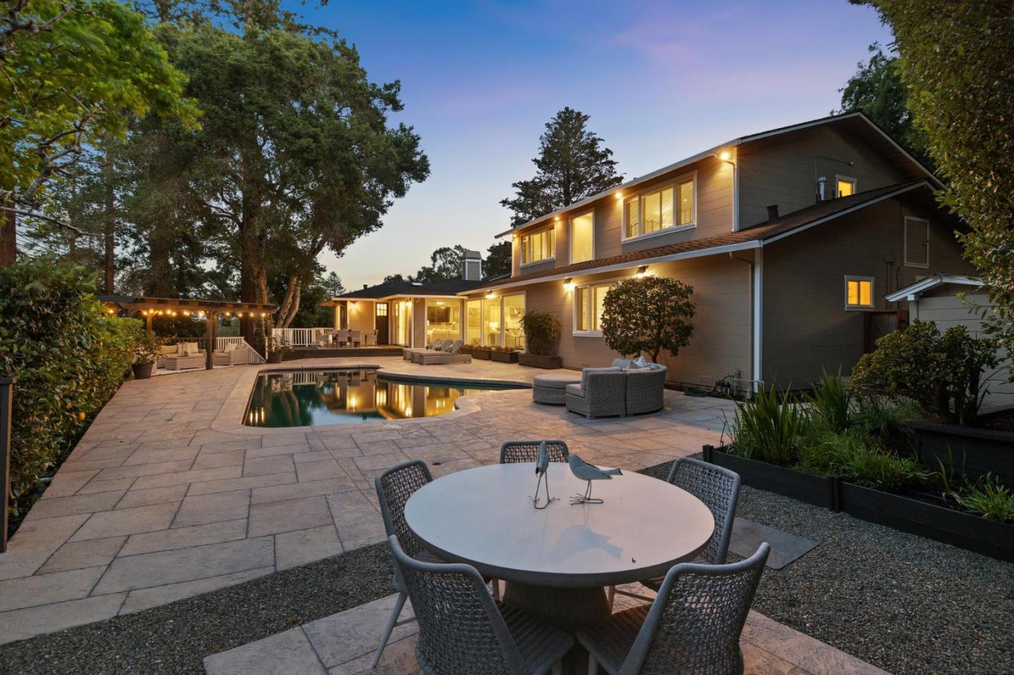 Detail Gallery Image 85 of 95 For 520 Darrell Rd, Hillsborough,  CA 94010 - 6 Beds | 5/1 Baths