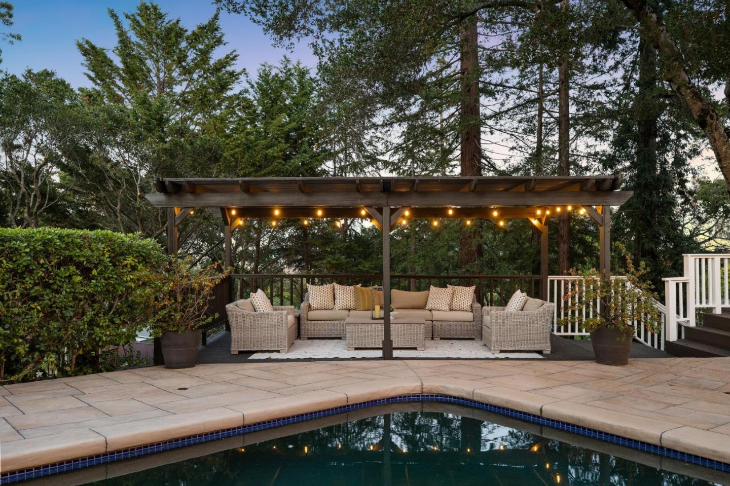 Detail Gallery Image 87 of 95 For 520 Darrell Rd, Hillsborough,  CA 94010 - 6 Beds | 5/1 Baths