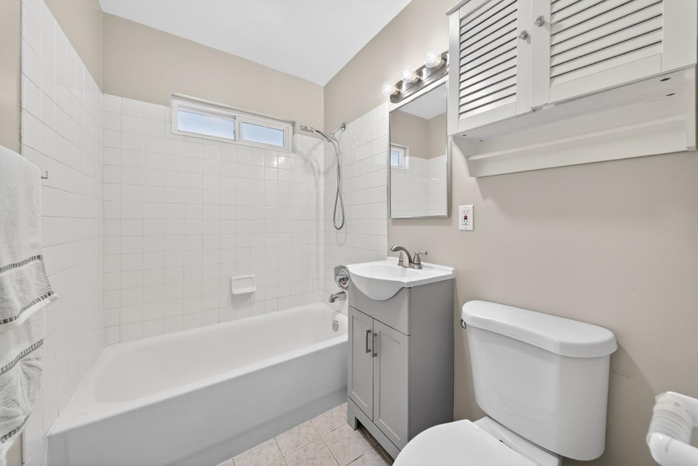 Detail Gallery Image 16 of 35 For 3911 via Milano, Campbell,  CA 95008 - 4 Beds | 2 Baths