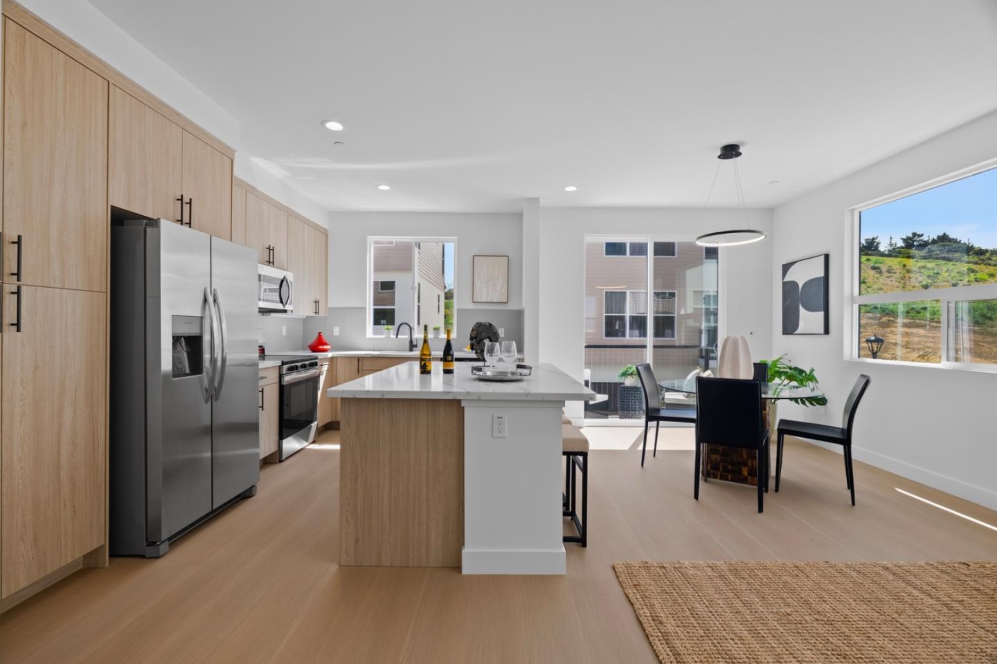 Detail Gallery Image 9 of 27 For 835 Fassler, Pacifica,  CA 94044 - 3 Beds | 3/1 Baths