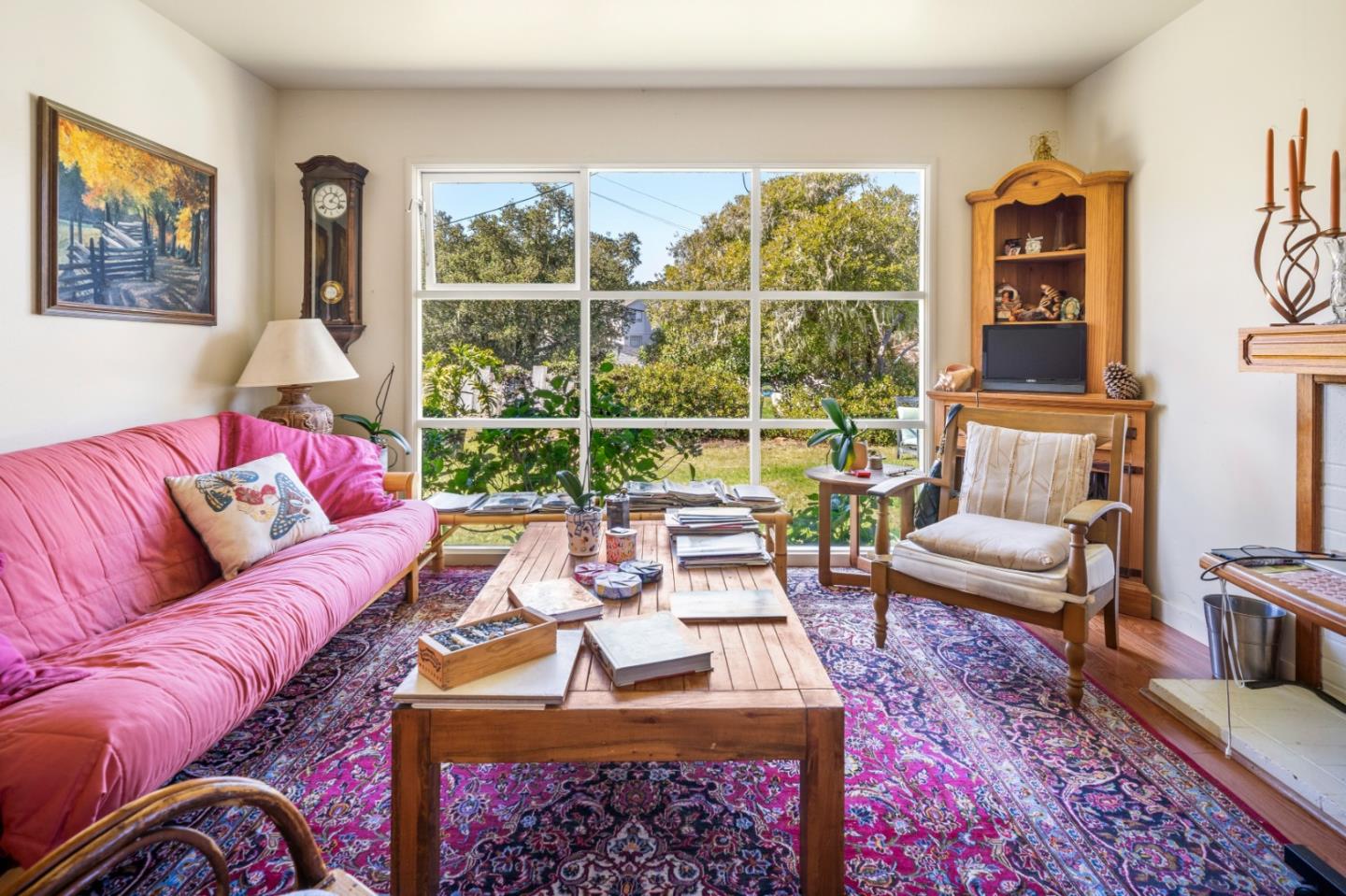 Detail Gallery Image 13 of 21 For 564 Mar Vista Dr, Monterey,  CA 93940 - 3 Beds | 2 Baths