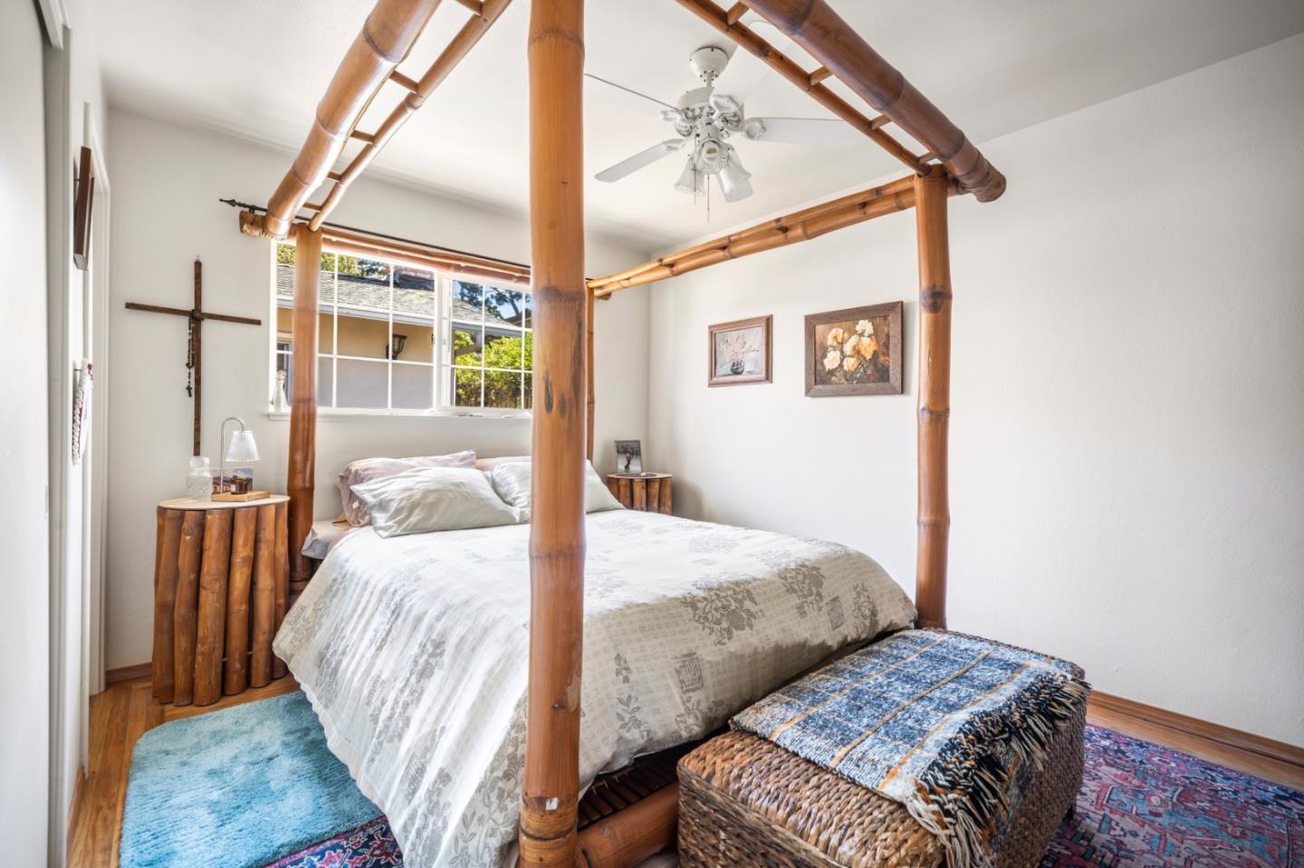 Detail Gallery Image 15 of 21 For 564 Mar Vista Dr, Monterey,  CA 93940 - 3 Beds | 2 Baths