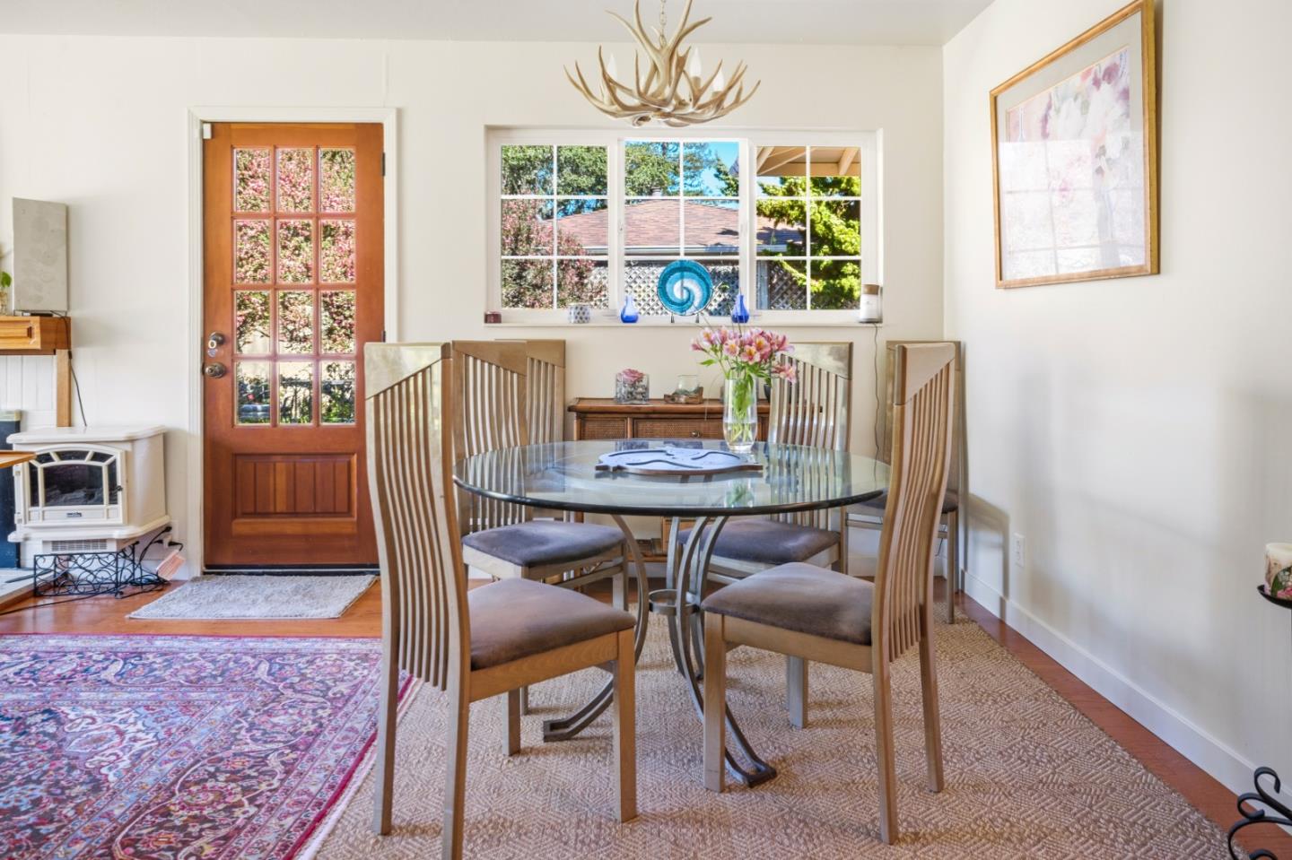 Detail Gallery Image 9 of 21 For 564 Mar Vista Dr, Monterey,  CA 93940 - 3 Beds | 2 Baths