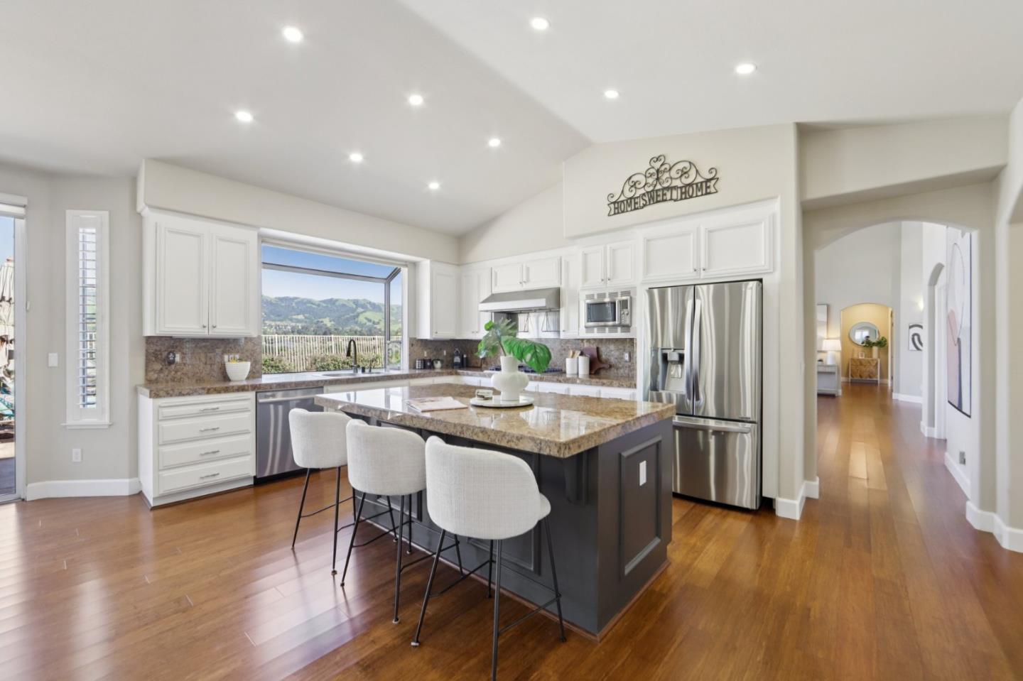 Detail Gallery Image 13 of 99 For 2198 Hillstone Dr, San Jose,  CA 95138 - 5 Beds | 3 Baths