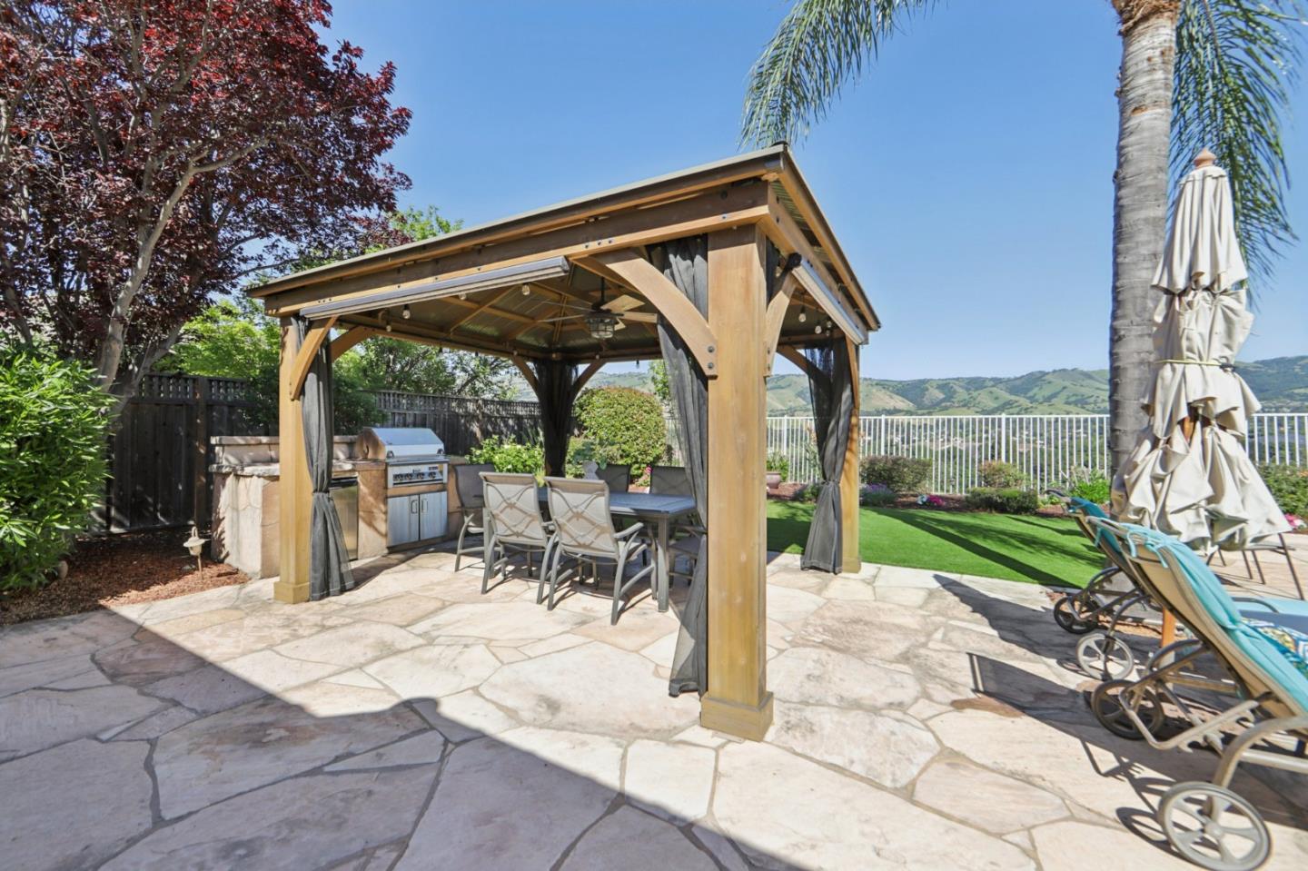 Detail Gallery Image 57 of 99 For 2198 Hillstone Dr, San Jose,  CA 95138 - 5 Beds | 3 Baths