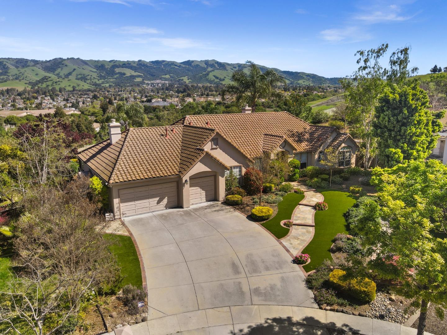 Detail Gallery Image 69 of 99 For 2198 Hillstone Dr, San Jose,  CA 95138 - 5 Beds | 3 Baths