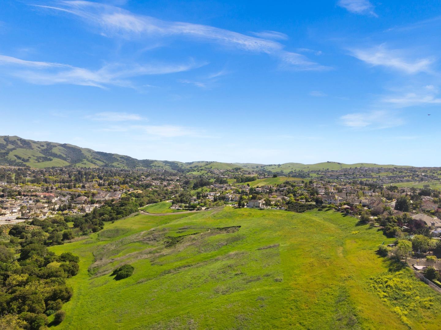 Detail Gallery Image 76 of 99 For 2198 Hillstone Dr, San Jose,  CA 95138 - 5 Beds | 3 Baths