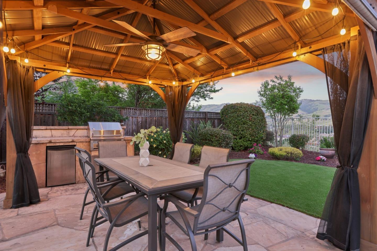 Detail Gallery Image 94 of 99 For 2198 Hillstone Dr, San Jose,  CA 95138 - 5 Beds | 3 Baths