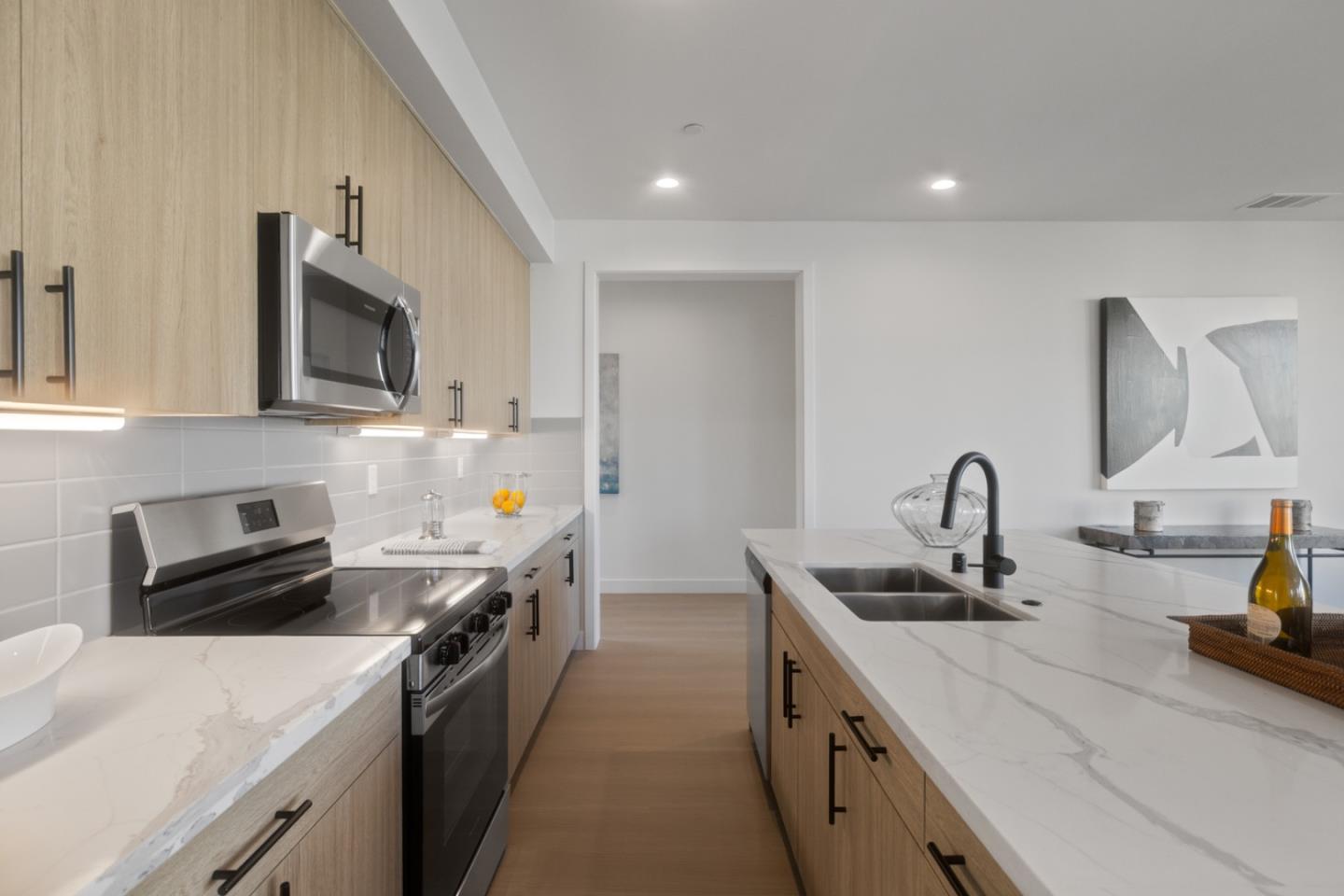 Detail Gallery Image 19 of 39 For 827 Fassler Ave, Pacifica,  CA 94044 - 4 Beds | 3 Baths