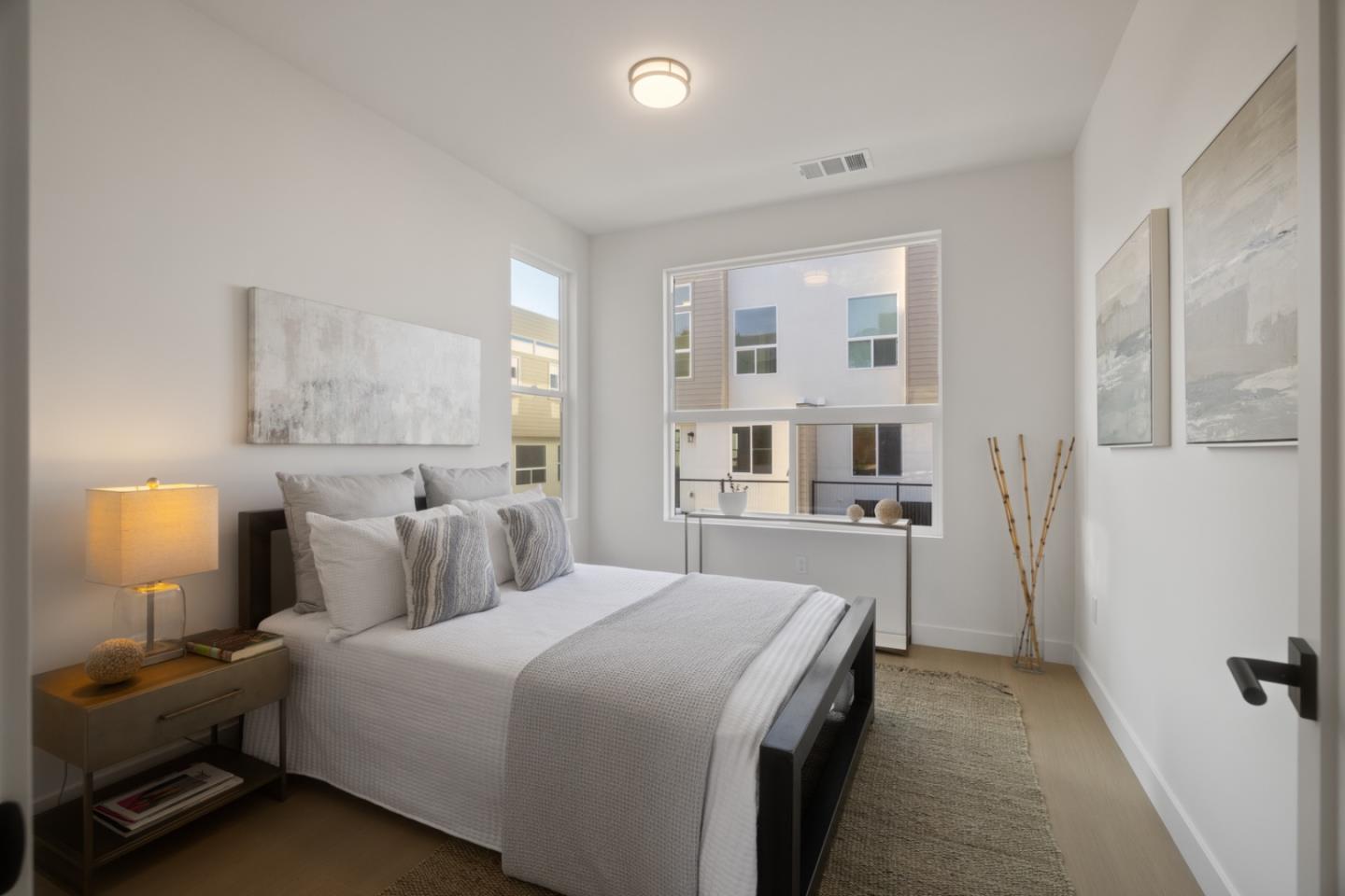 Detail Gallery Image 20 of 39 For 827 Fassler Ave, Pacifica,  CA 94044 - 4 Beds | 3 Baths