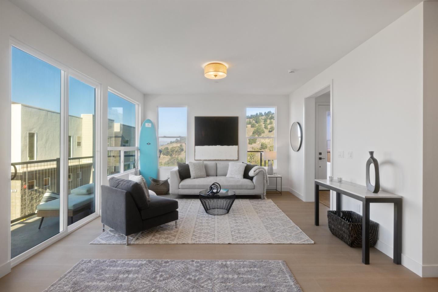 Detail Gallery Image 7 of 39 For 827 Fassler Ave, Pacifica,  CA 94044 - 4 Beds | 3 Baths