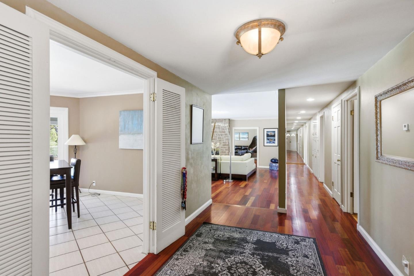 Detail Gallery Image 28 of 74 For 25 Warmwood, Hillsborough,  CA 94010 - 3 Beds | 3 Baths