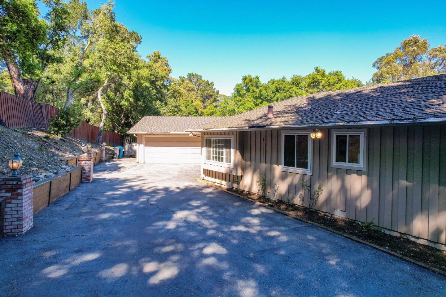 Detail Gallery Image 3 of 74 For 25 Warmwood, Hillsborough,  CA 94010 - 3 Beds | 3 Baths