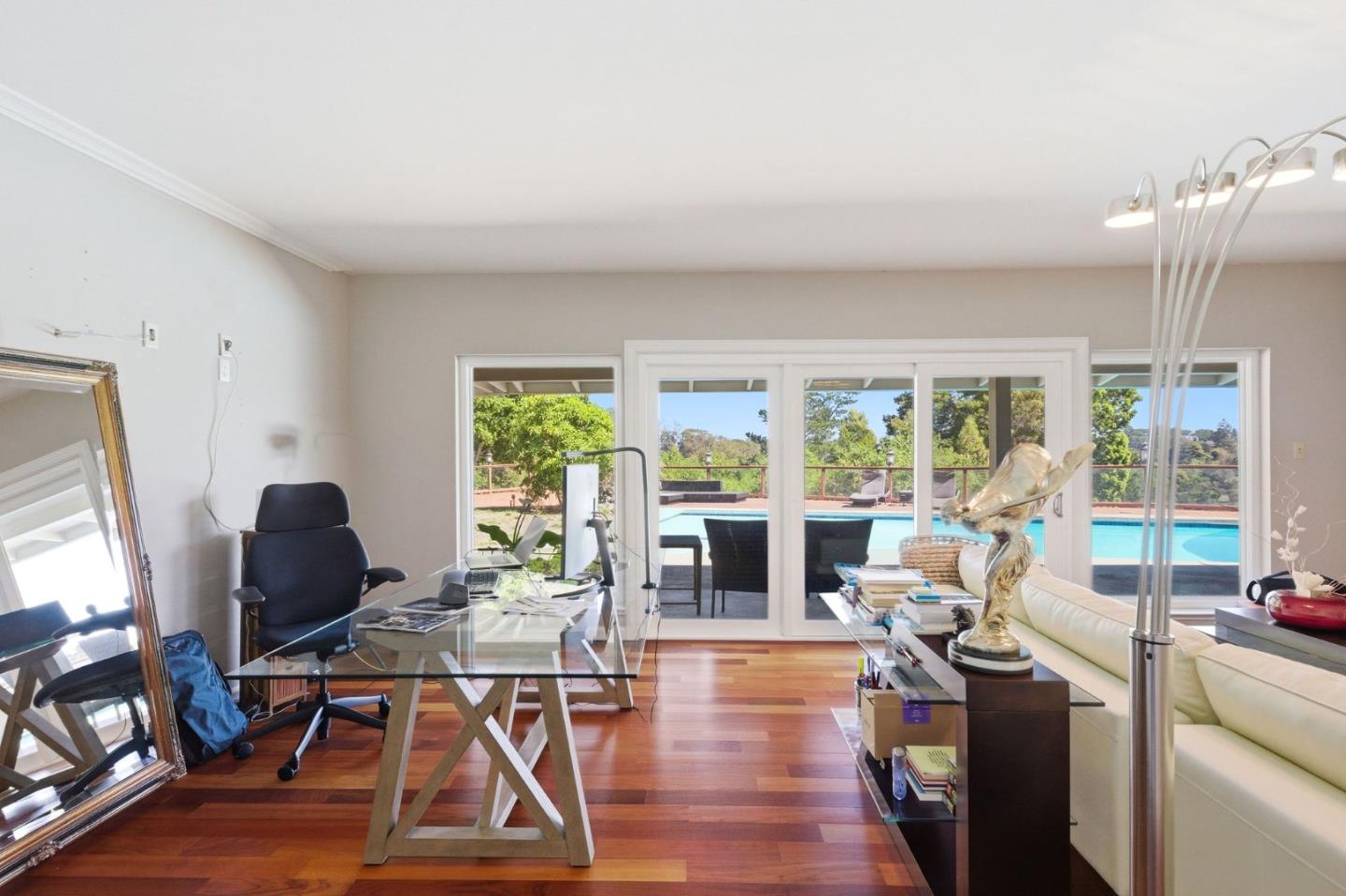 Detail Gallery Image 30 of 74 For 25 Warmwood, Hillsborough,  CA 94010 - 3 Beds | 3 Baths