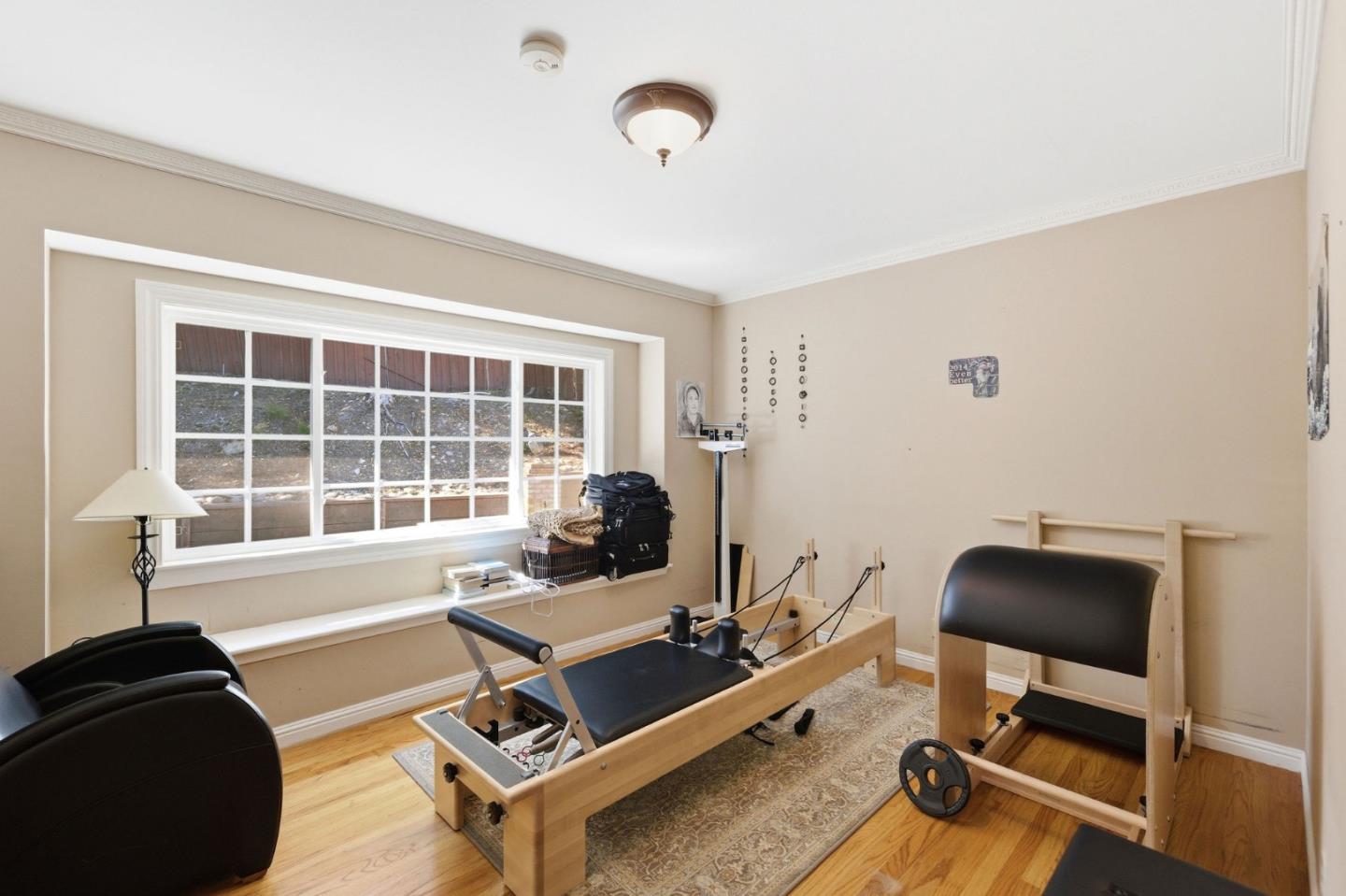 Detail Gallery Image 41 of 74 For 25 Warmwood, Hillsborough,  CA 94010 - 3 Beds | 3 Baths