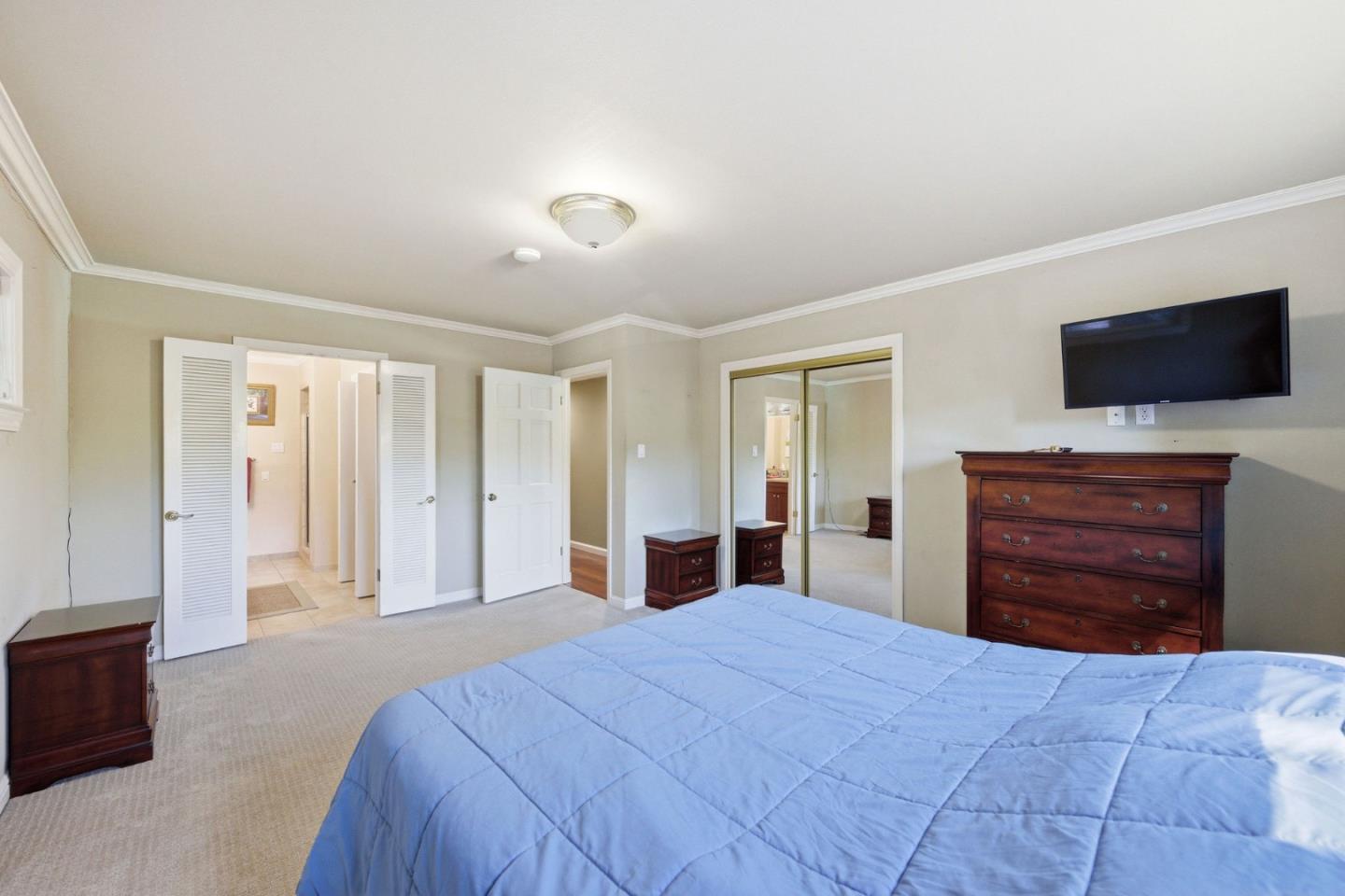 Detail Gallery Image 46 of 74 For 25 Warmwood, Hillsborough,  CA 94010 - 3 Beds | 3 Baths