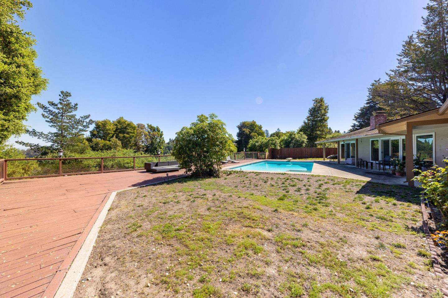 Detail Gallery Image 65 of 74 For 25 Warmwood, Hillsborough,  CA 94010 - 3 Beds | 3 Baths