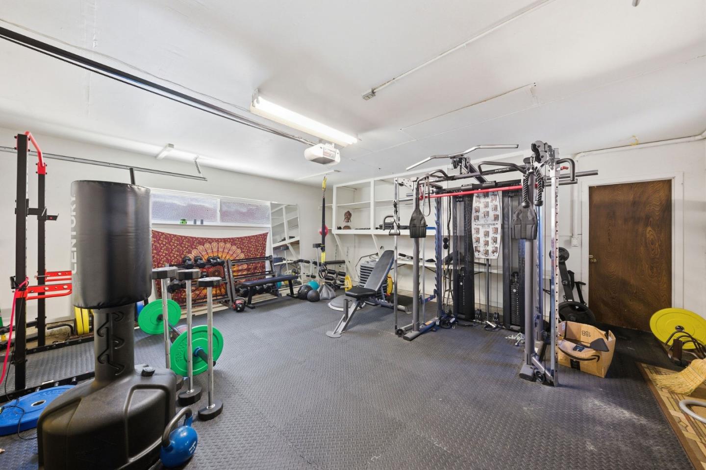 Detail Gallery Image 70 of 74 For 25 Warmwood, Hillsborough,  CA 94010 - 3 Beds | 3 Baths