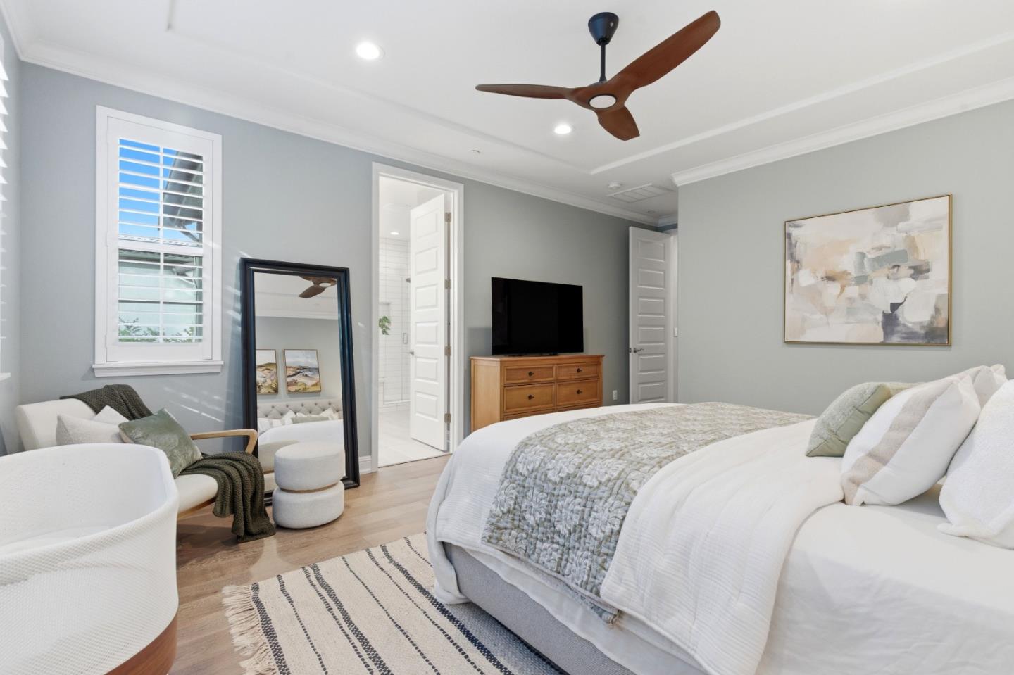 Detail Gallery Image 12 of 38 For 225 Calle Del Rey, Morgan Hill,  CA 95037 - 4 Beds | 2/1 Baths