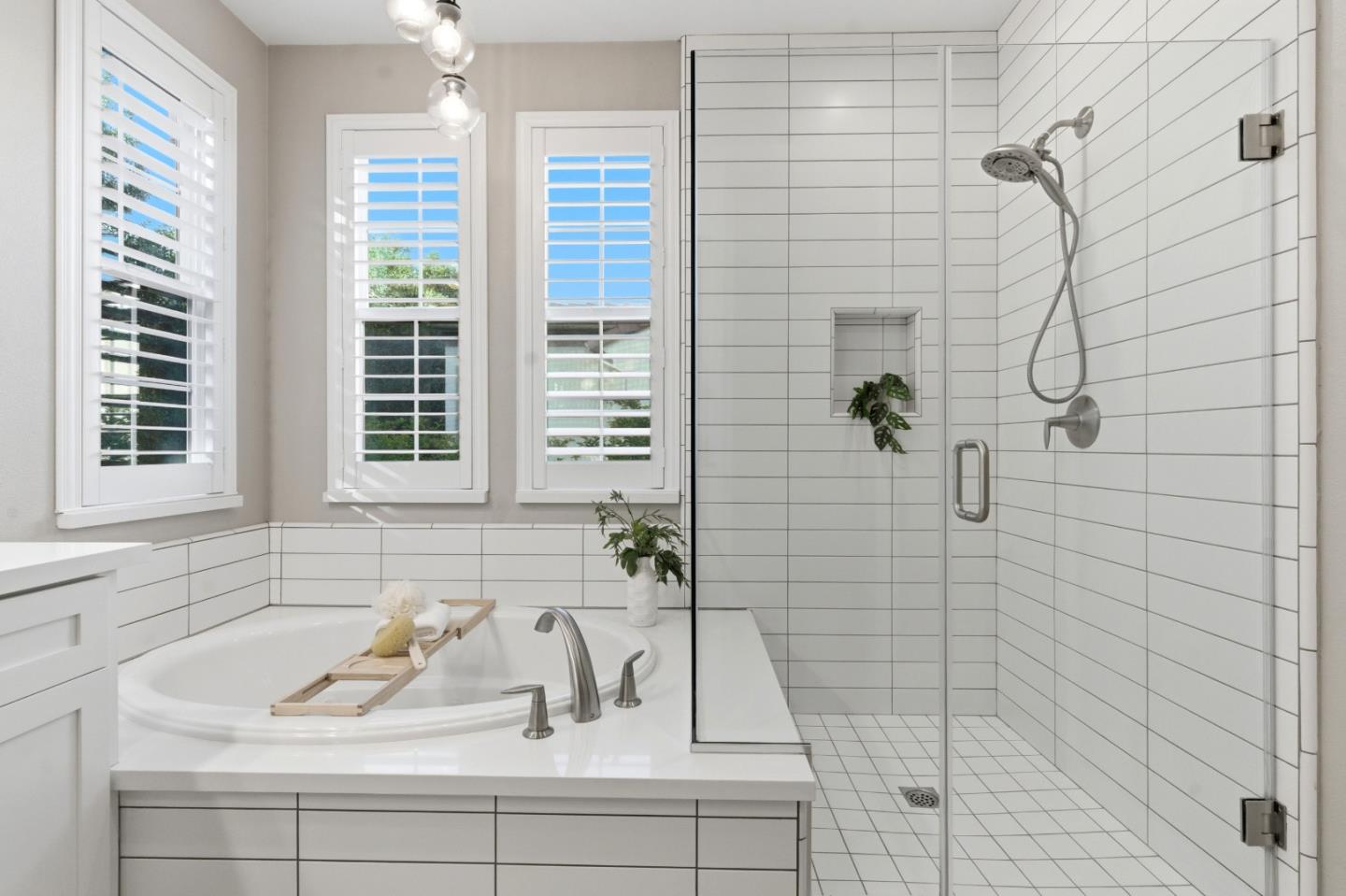 Detail Gallery Image 15 of 38 For 225 Calle Del Rey, Morgan Hill,  CA 95037 - 4 Beds | 2/1 Baths