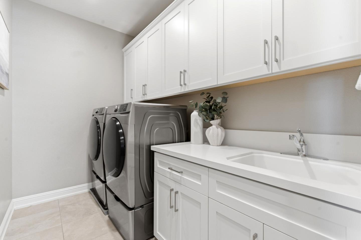 Detail Gallery Image 17 of 38 For 225 Calle Del Rey, Morgan Hill,  CA 95037 - 4 Beds | 2/1 Baths