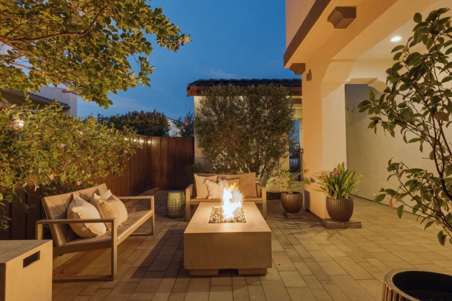 Detail Gallery Image 31 of 38 For 225 Calle Del Rey, Morgan Hill,  CA 95037 - 4 Beds | 2/1 Baths