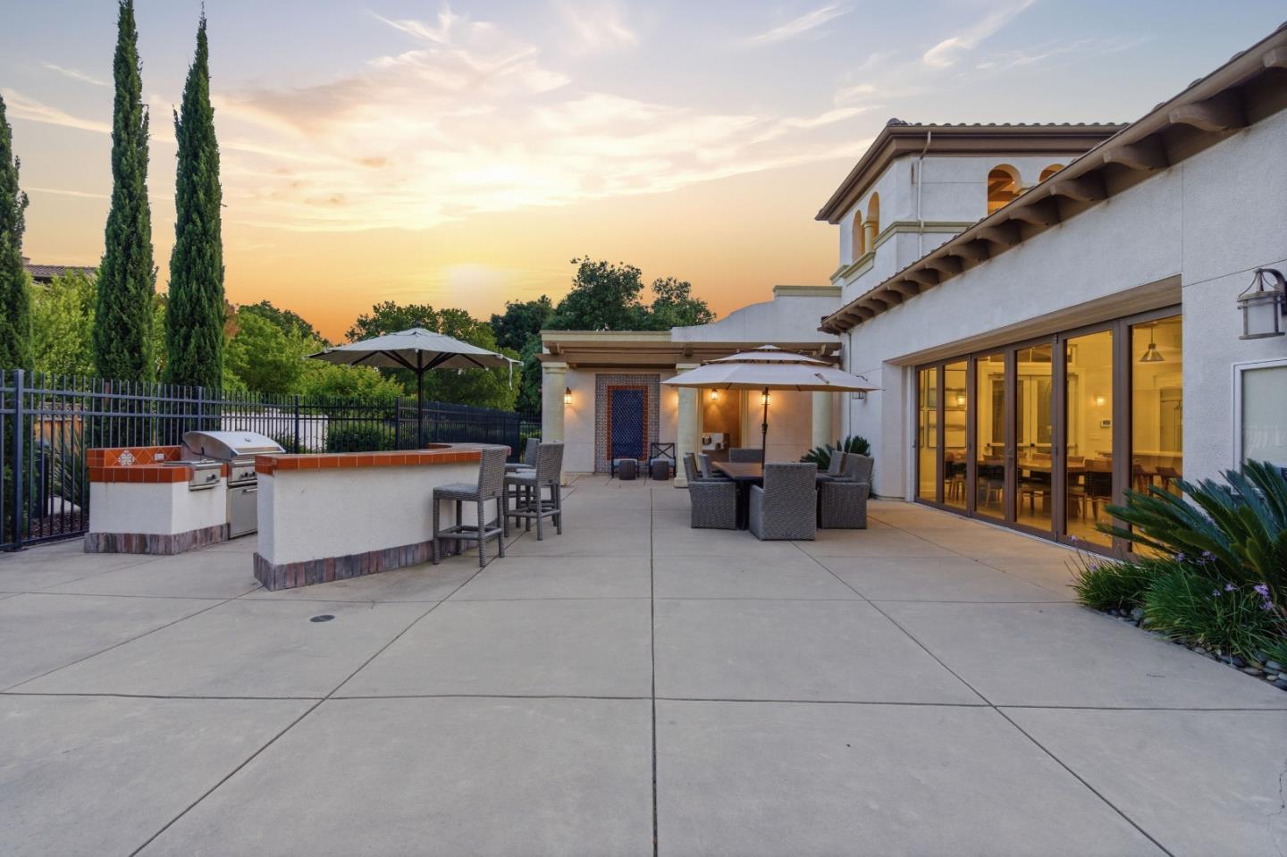 Detail Gallery Image 36 of 38 For 225 Calle Del Rey, Morgan Hill,  CA 95037 - 4 Beds | 2/1 Baths