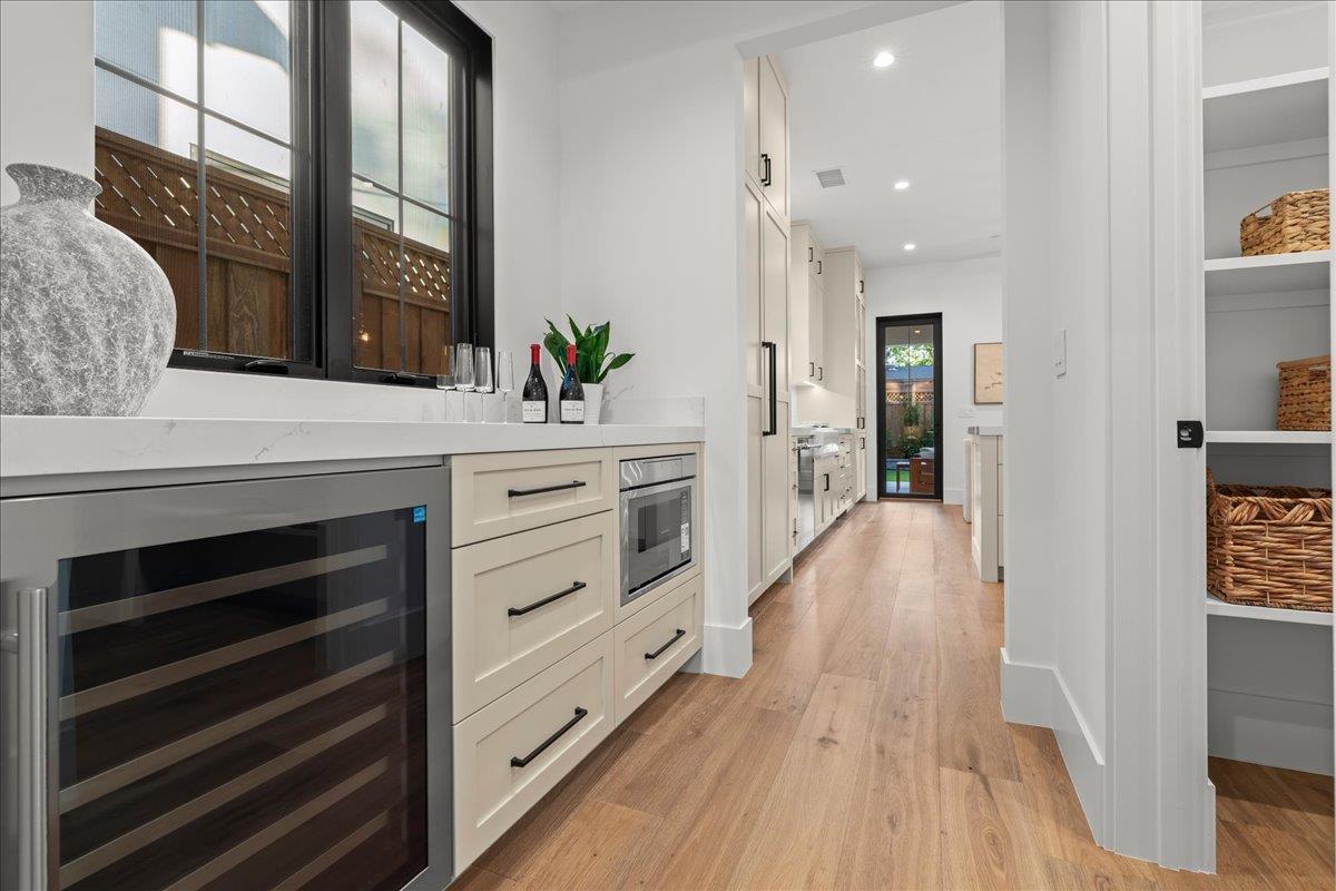 Detail Gallery Image 11 of 65 For 1067 Camino Pablo, San Jose,  CA 95125 - 4 Beds | 4/1 Baths