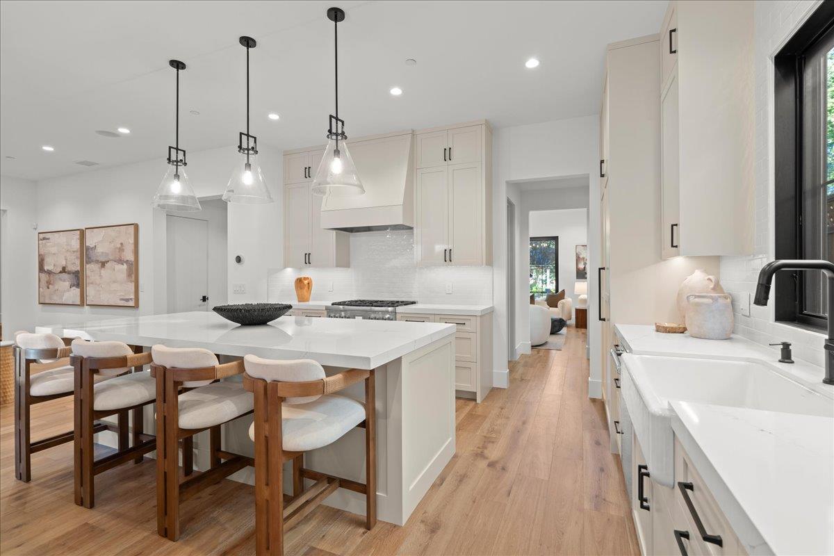 Detail Gallery Image 13 of 65 For 1067 Camino Pablo, San Jose,  CA 95125 - 4 Beds | 4/1 Baths