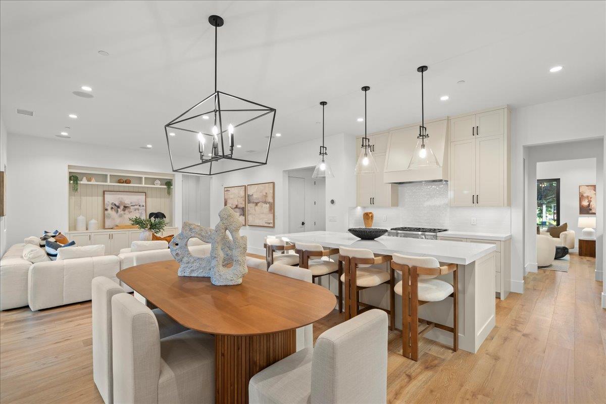 Detail Gallery Image 15 of 65 For 1067 Camino Pablo, San Jose,  CA 95125 - 4 Beds | 4/1 Baths