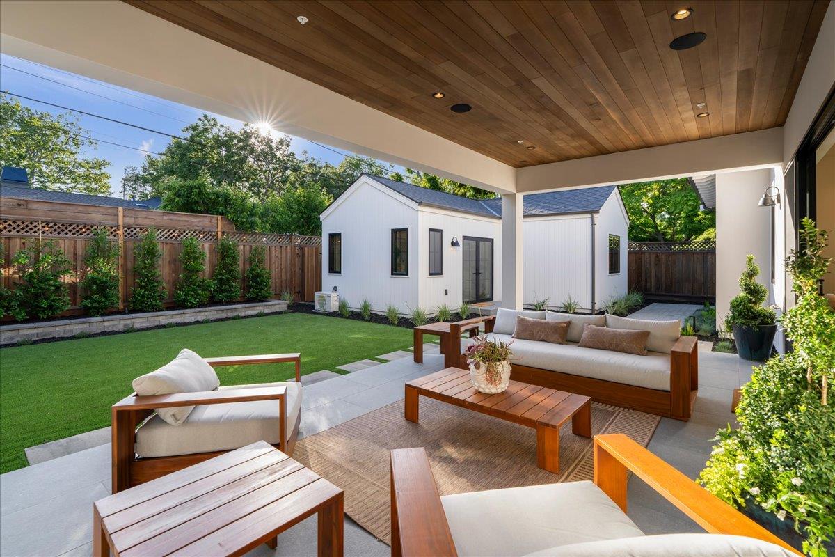 Detail Gallery Image 44 of 65 For 1067 Camino Pablo, San Jose,  CA 95125 - 4 Beds | 4/1 Baths