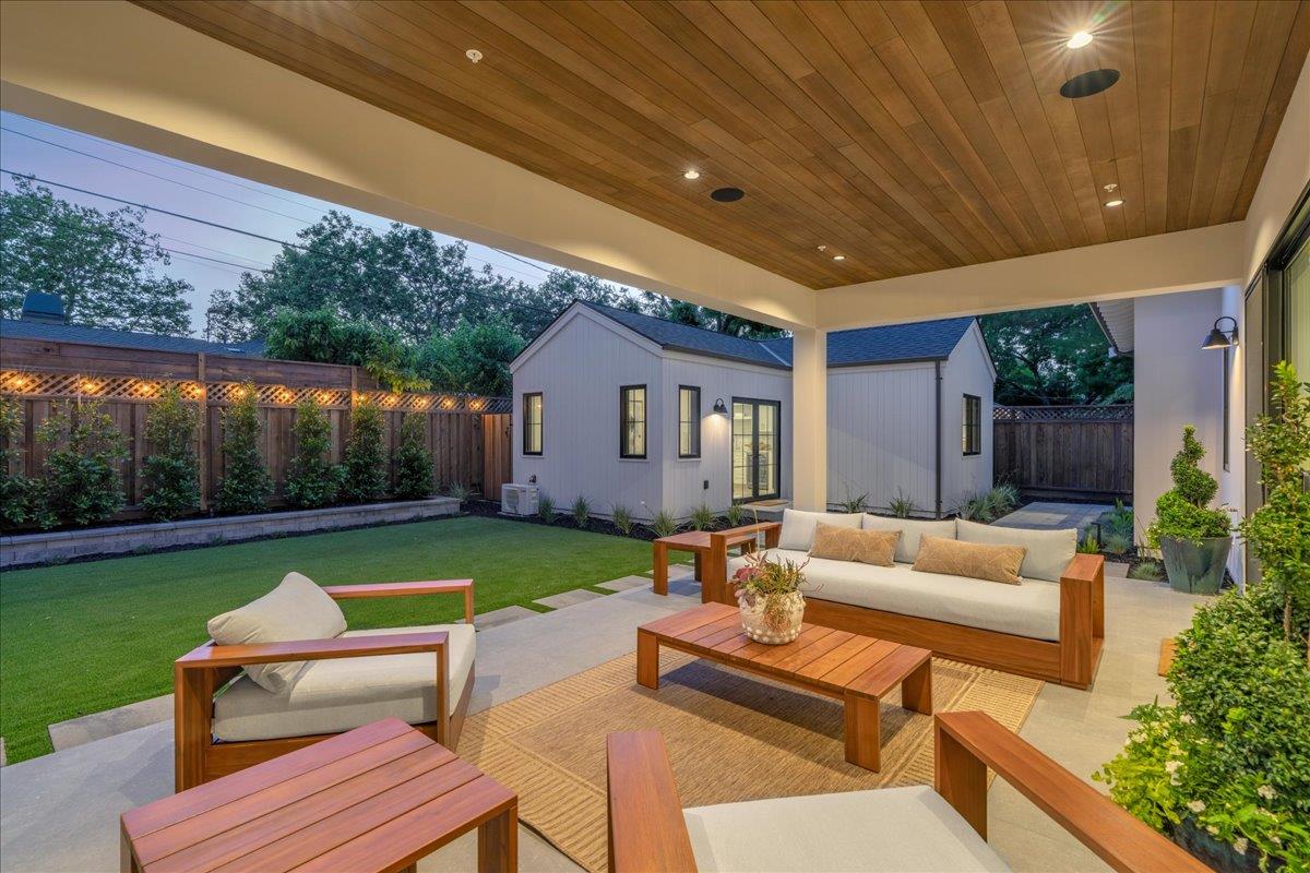 Detail Gallery Image 45 of 65 For 1067 Camino Pablo, San Jose,  CA 95125 - 4 Beds | 4/1 Baths