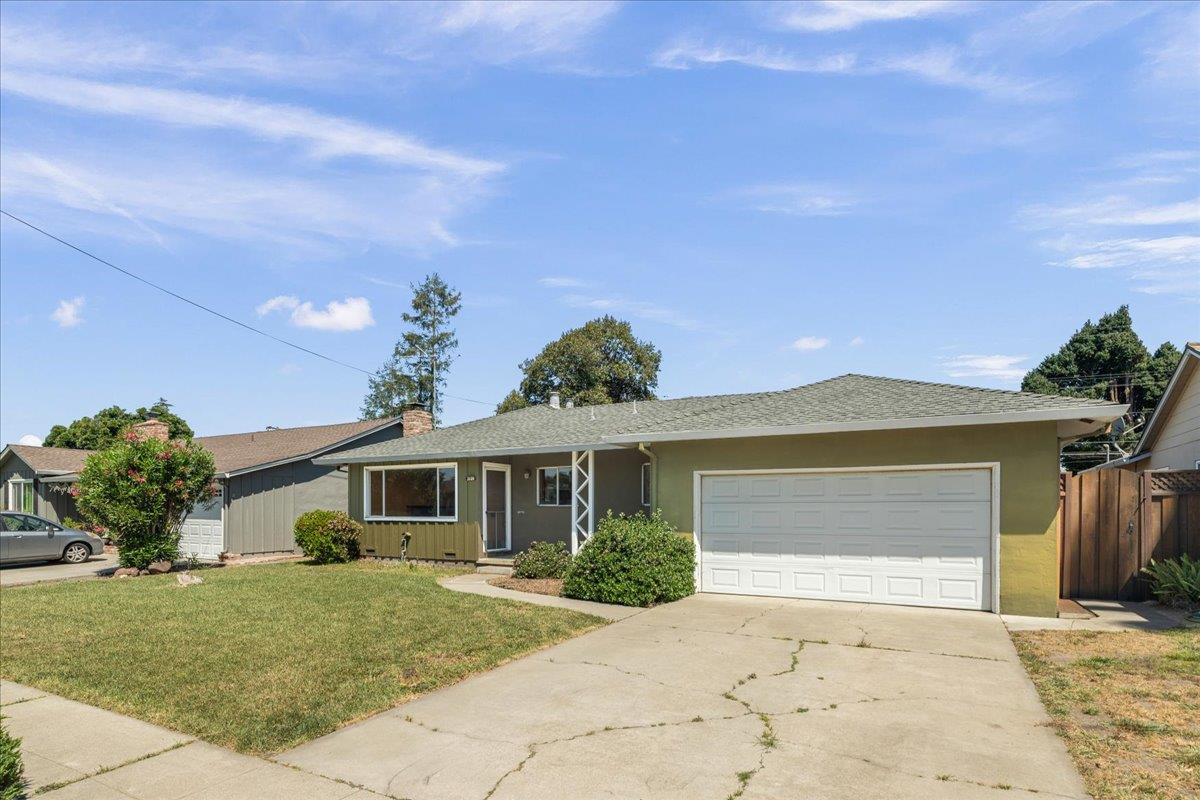 Detail Gallery Image 2 of 17 For 3108 Santa Margarita Ave, San Jose,  CA 95118 - 3 Beds | 1/1 Baths