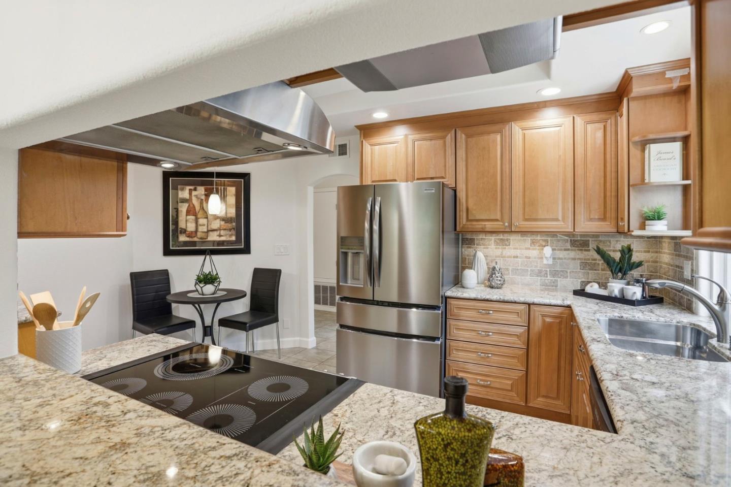 Detail Gallery Image 10 of 60 For 5231 Leesa Ann Ct, San Jose,  CA 95124 - 3 Beds | 2 Baths