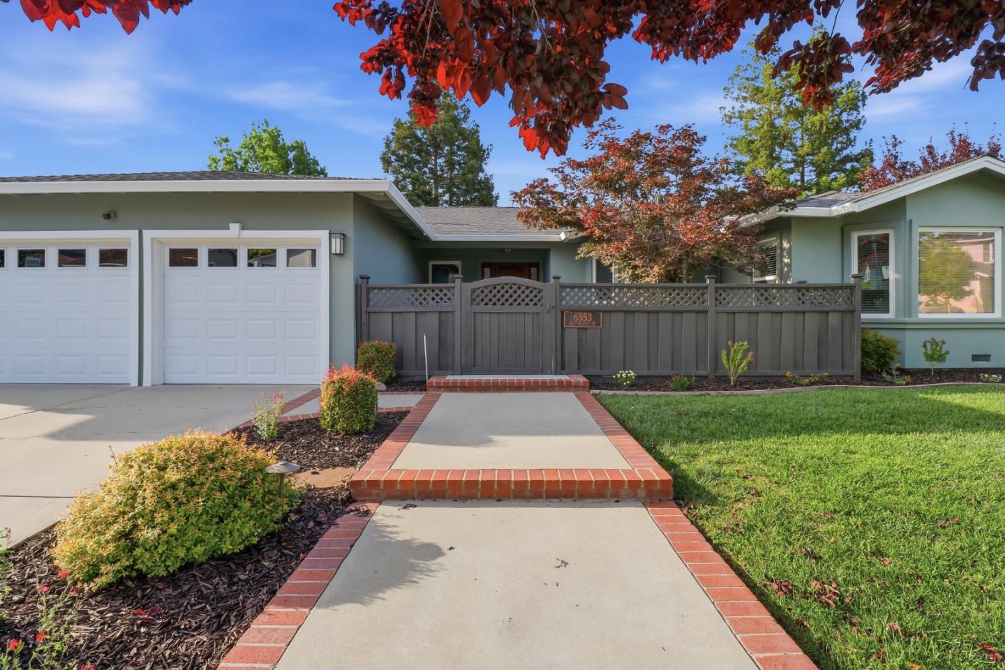 Detail Gallery Image 2 of 45 For 6553 Whitbourne Dr, San Jose,  CA 95120 - 6 Beds | 3/1 Baths