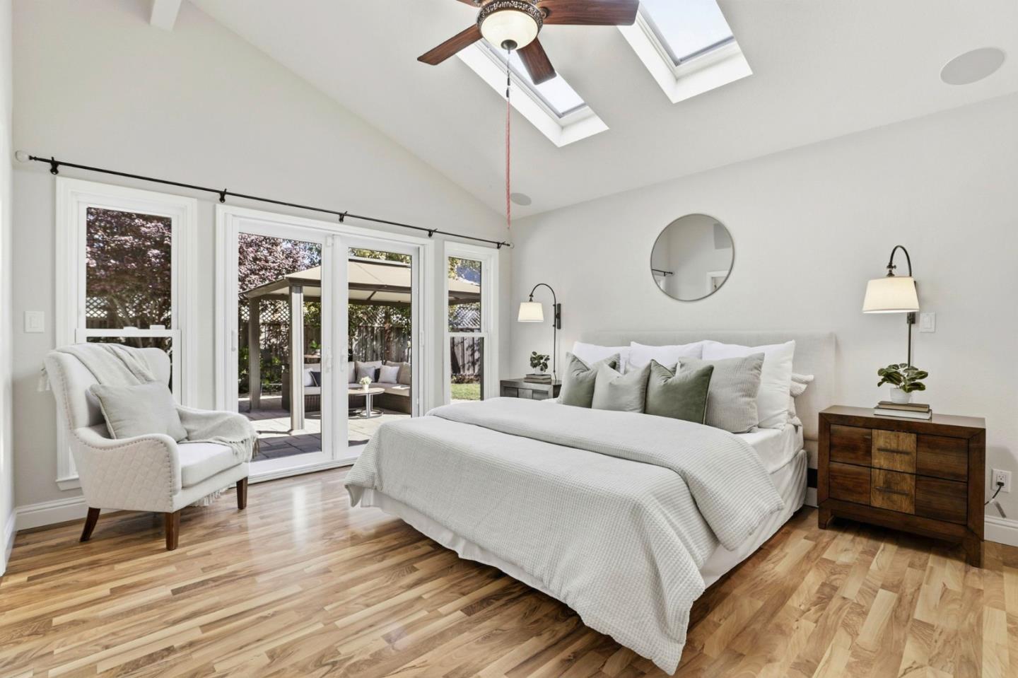 Detail Gallery Image 20 of 45 For 6553 Whitbourne Dr, San Jose,  CA 95120 - 6 Beds | 3/1 Baths